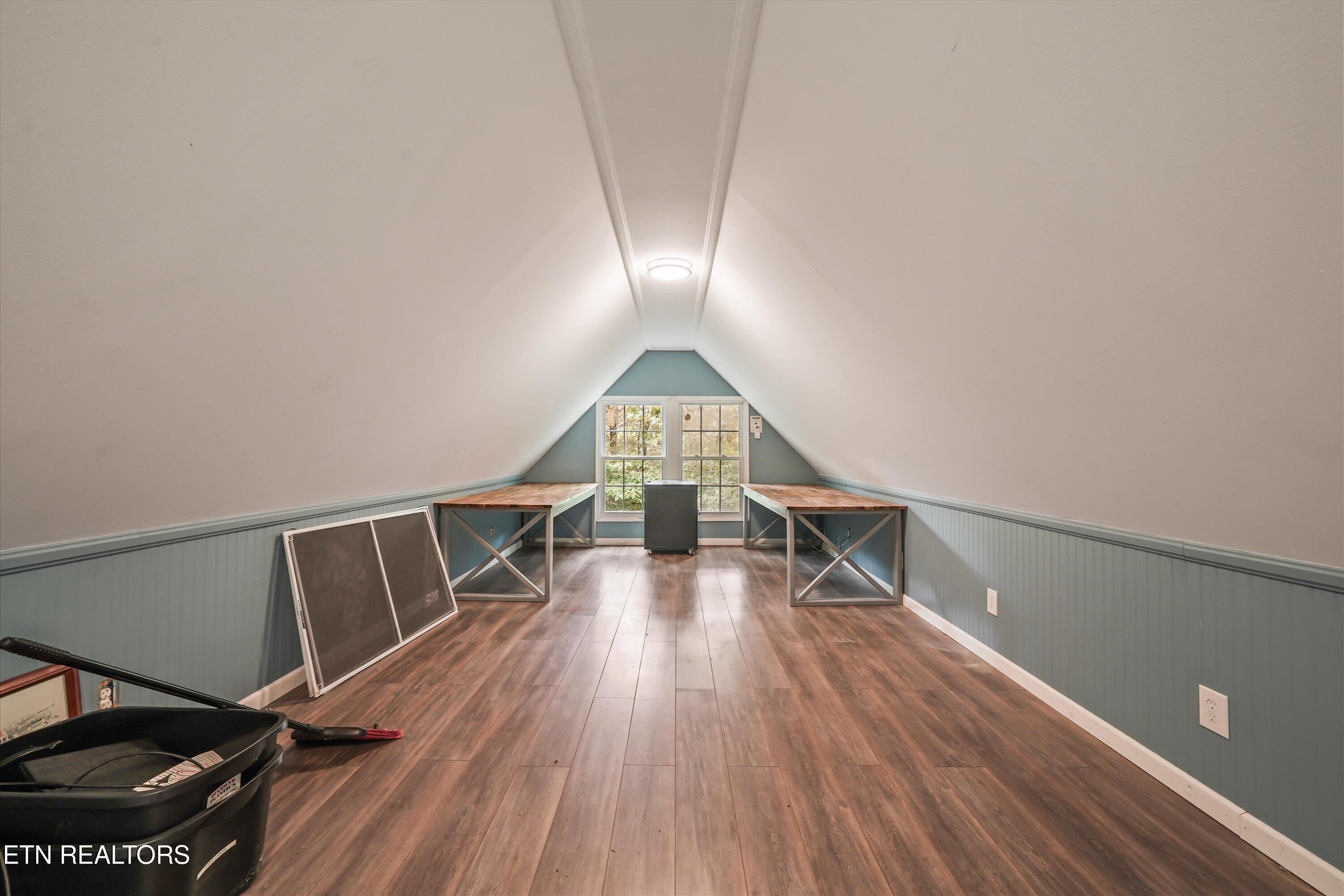 3727 Fox Creek Road Louisville TN 37777