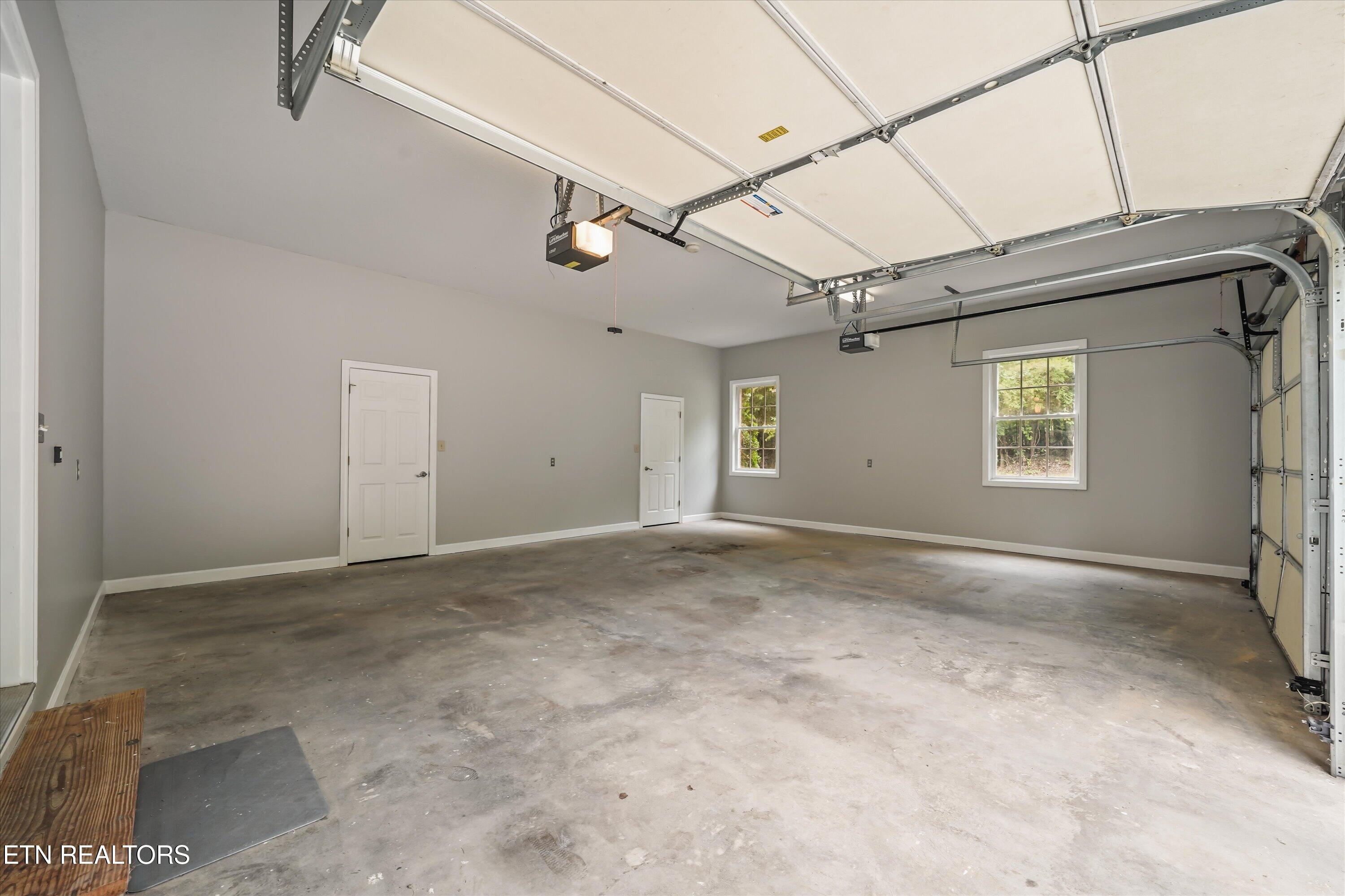 3727 Fox Creek Road Louisville TN 37777