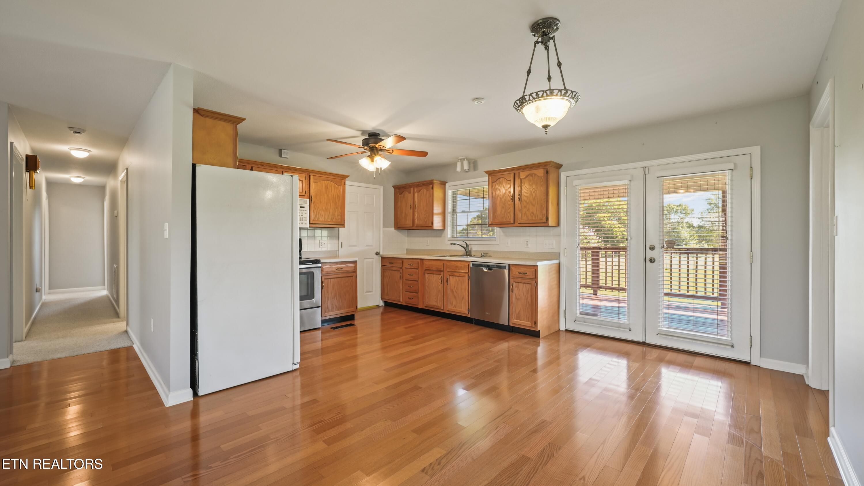 1426 Sparks Lane Sevierville TN 37876