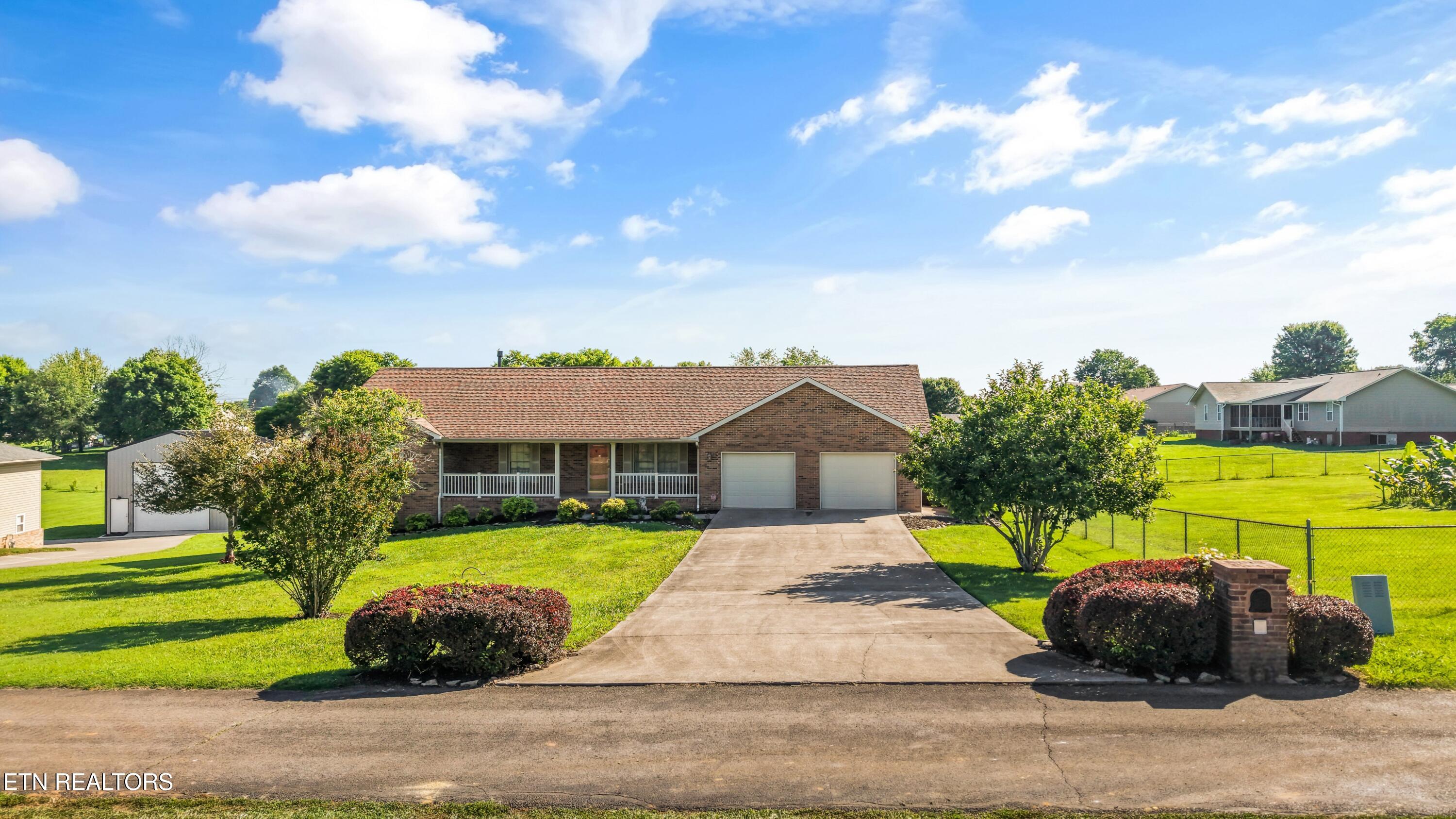 1426 Sparks Lane Sevierville TN 37876