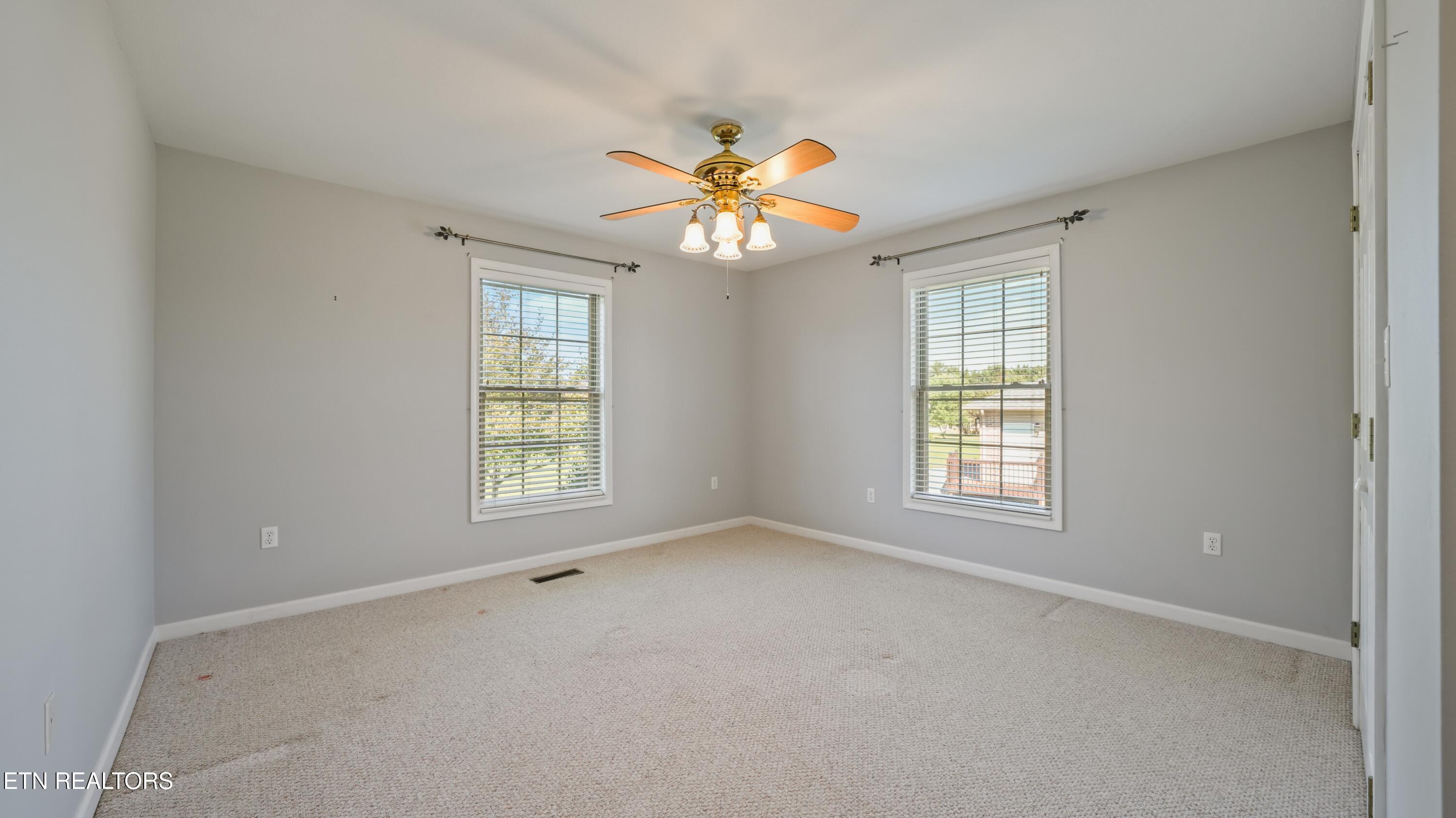 1426 Sparks Lane Sevierville TN 37876