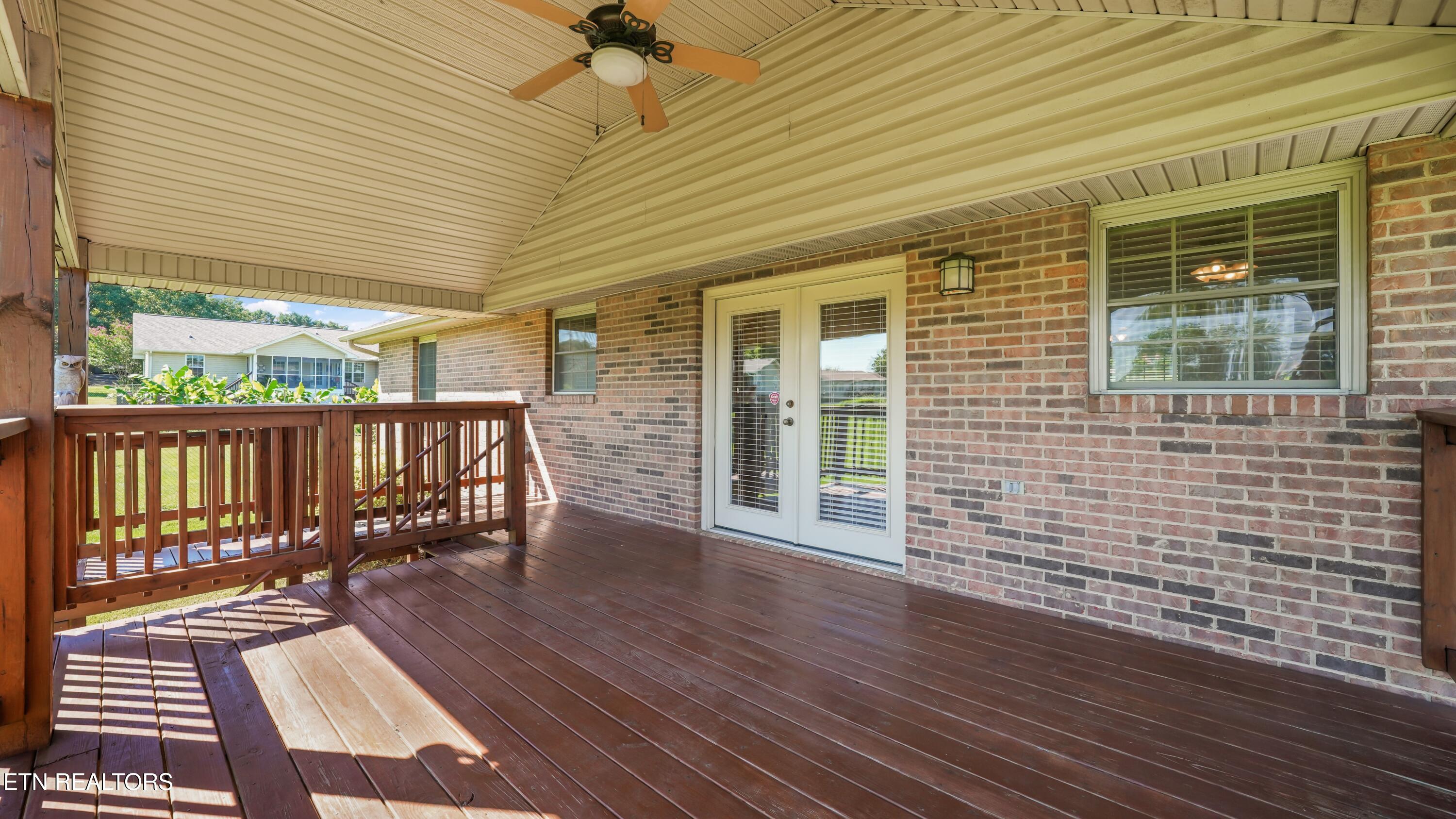 1426 Sparks Lane Sevierville TN 37876