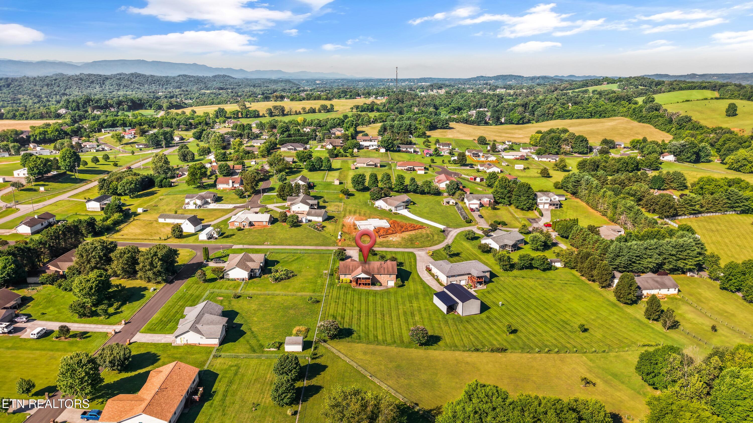 1426 Sparks Lane Sevierville TN 37876