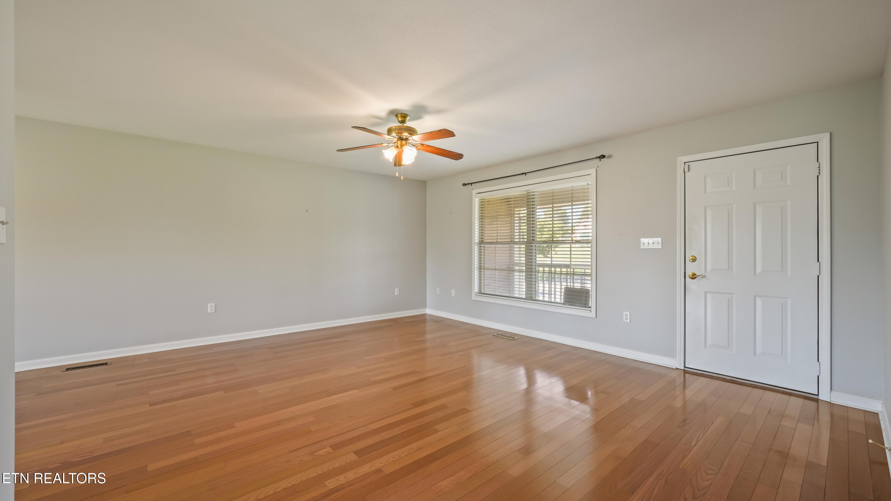 1426 Sparks Lane Sevierville TN 37876