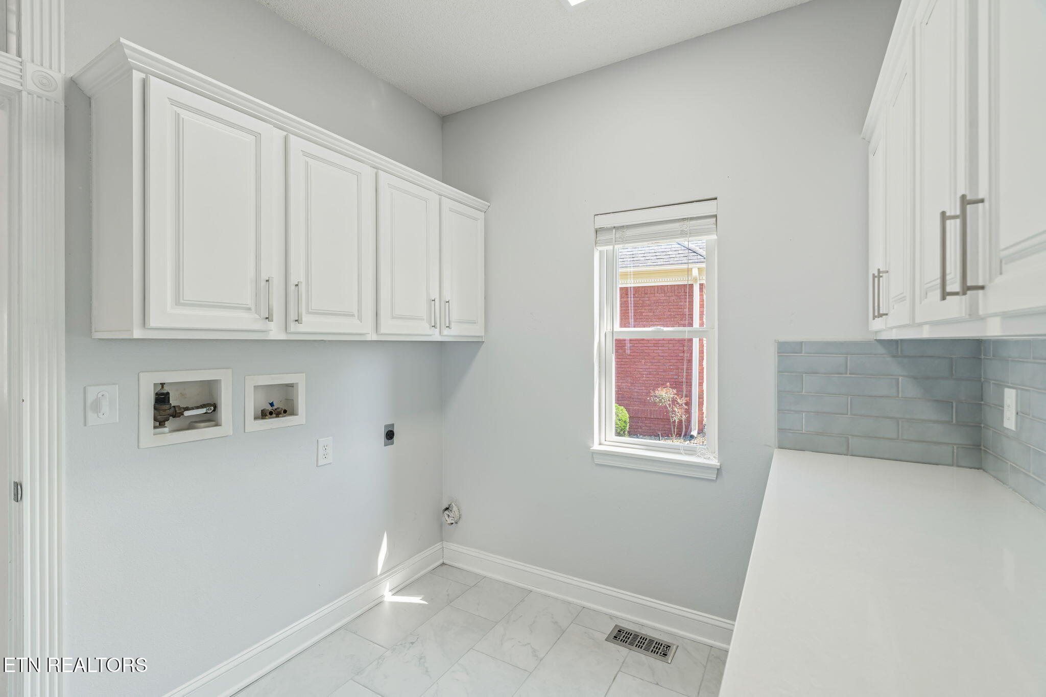 109 Sunali Lane Loudon TN 37774