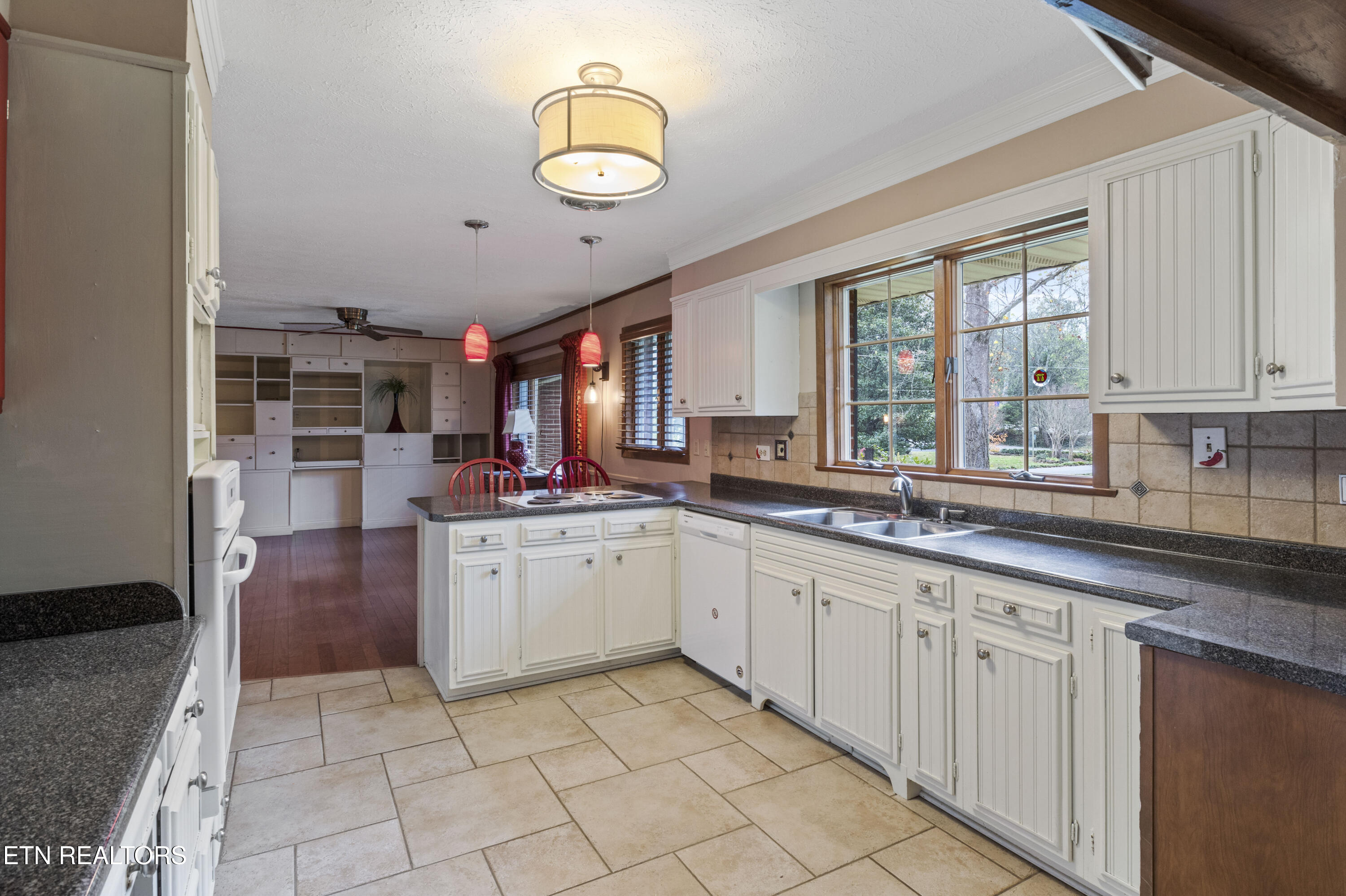 2025 Woodson Drive Knoxville TN 37920