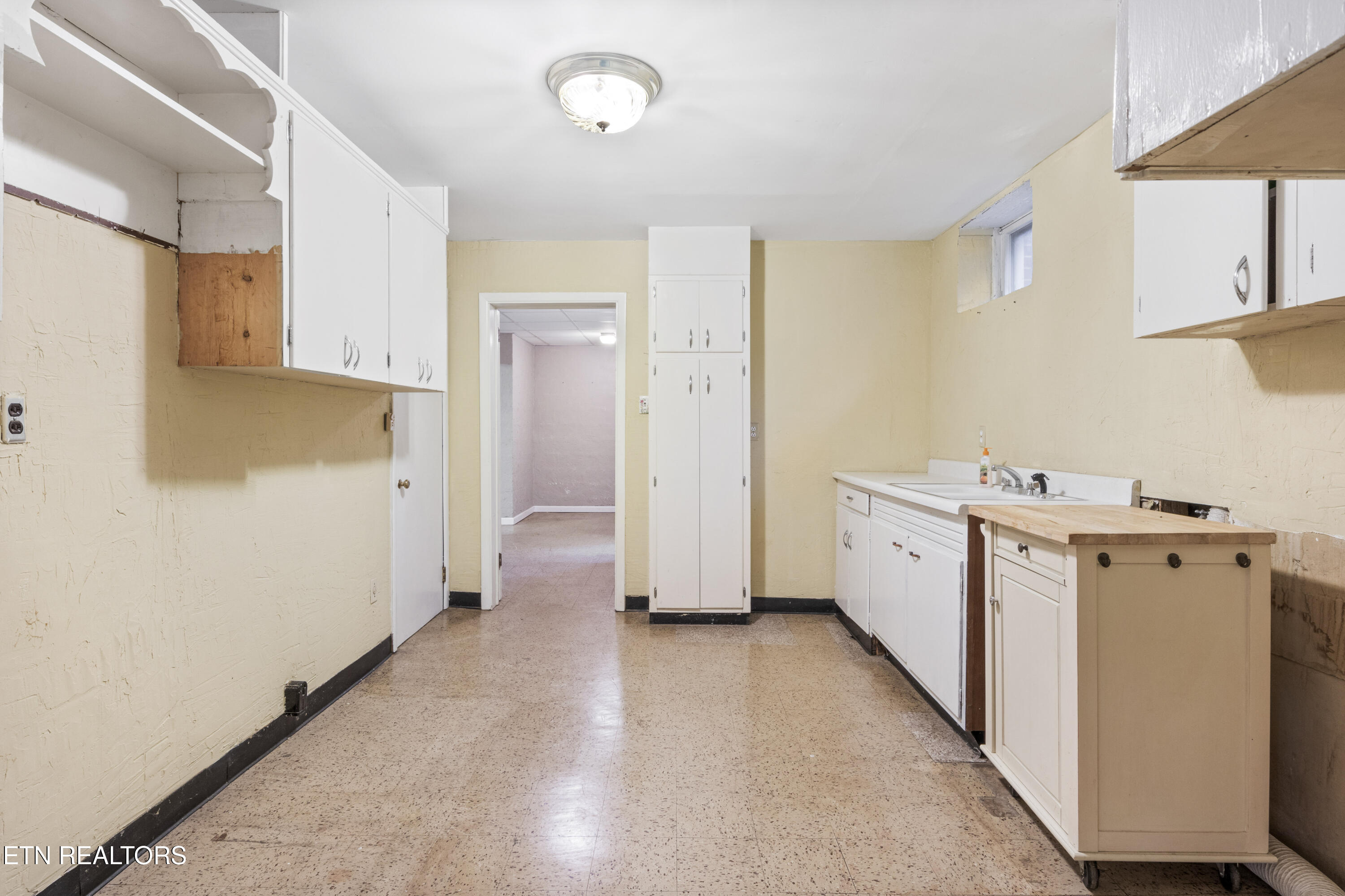 2025 Woodson Drive Knoxville TN 37920