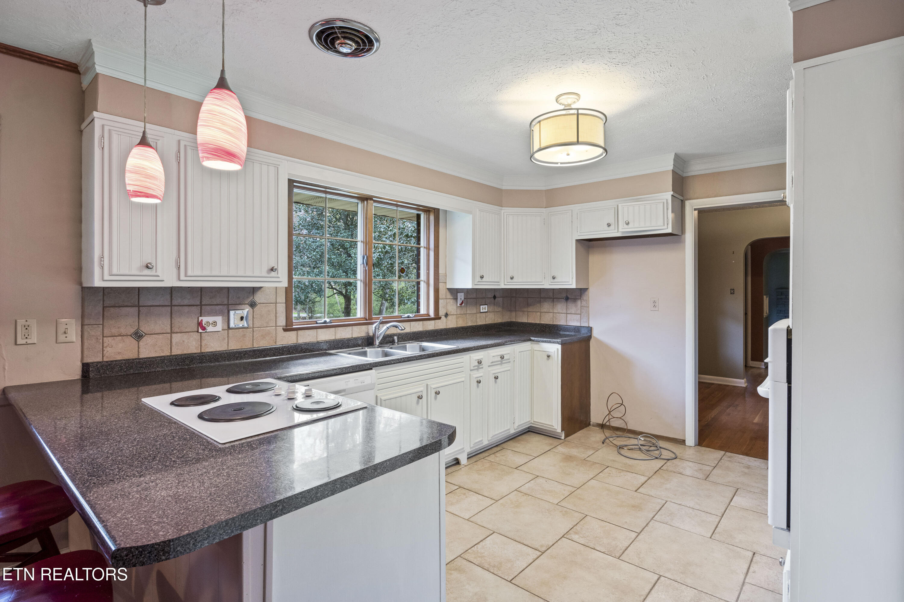 2025 Woodson Drive Knoxville TN 37920