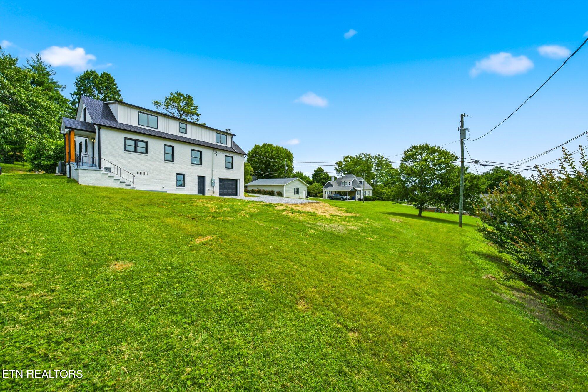 311 W Central Avenue Sweetwater TN 37874