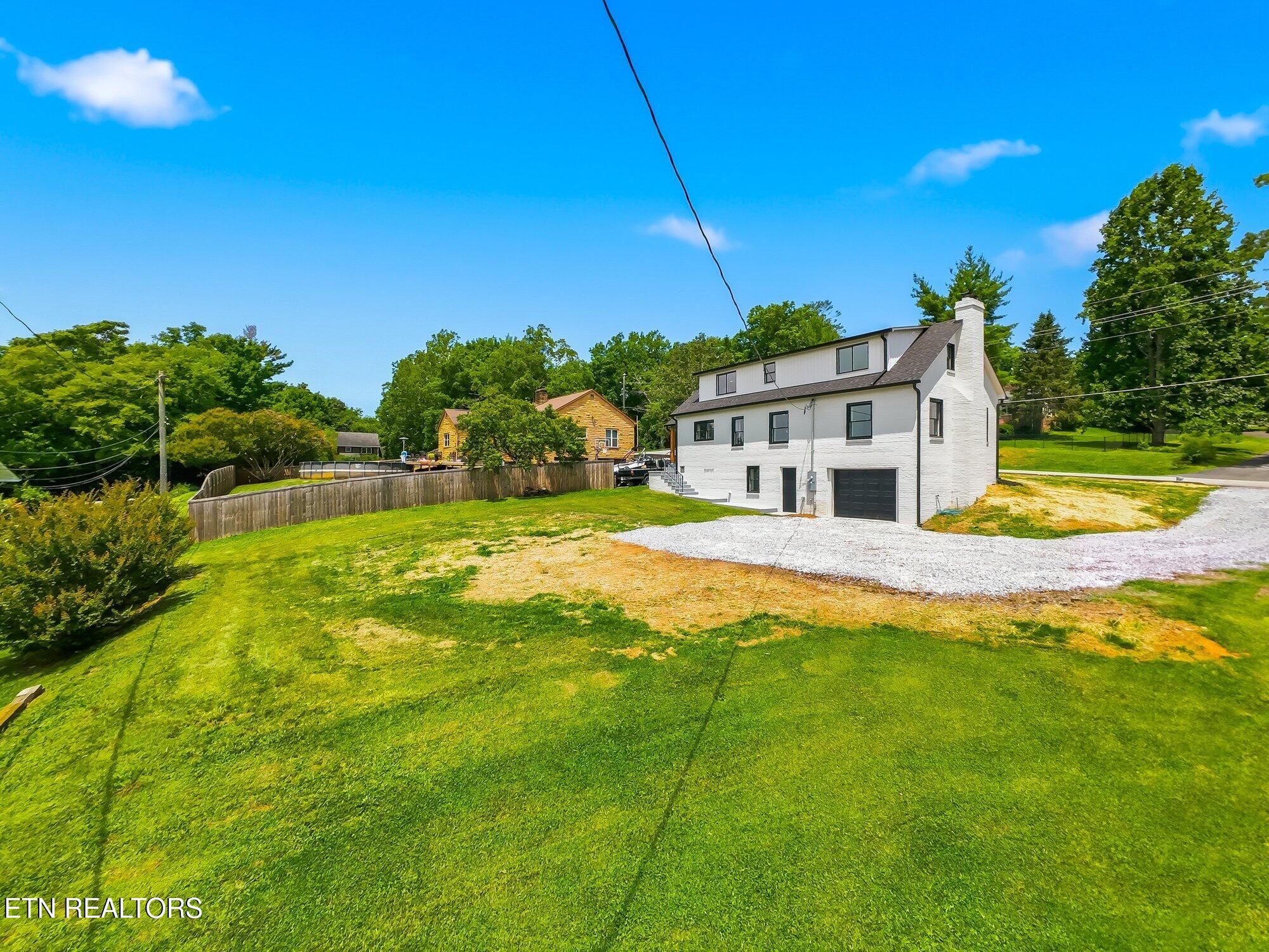 311 W Central Avenue Sweetwater TN 37874