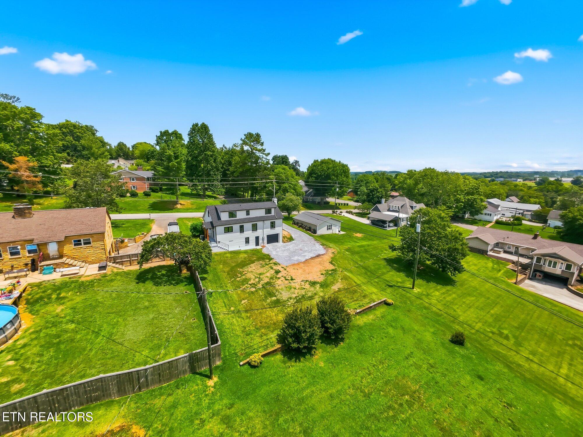 311 W Central Avenue Sweetwater TN 37874