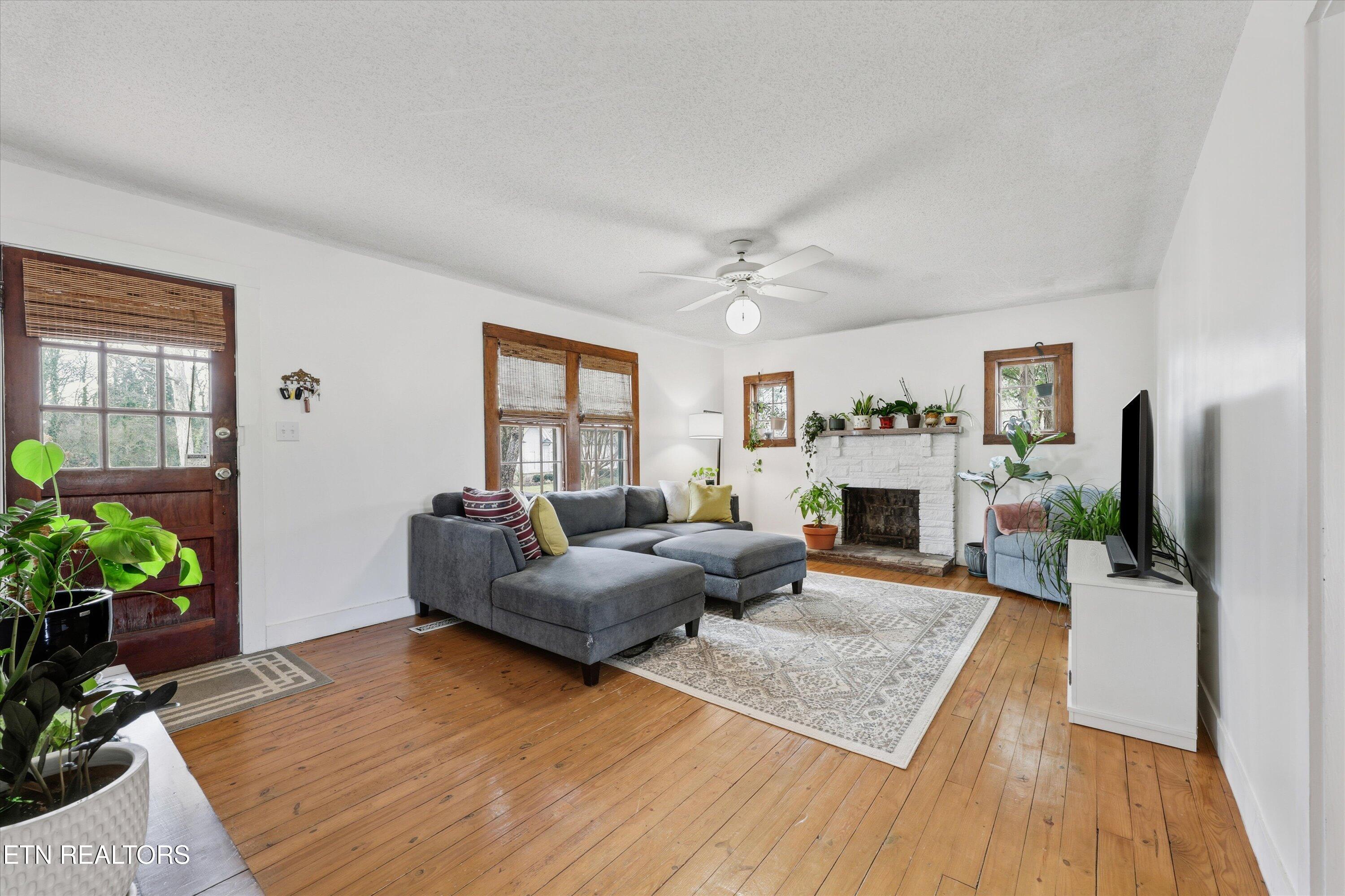 6617 Cherry Drive Knoxville TN 37919