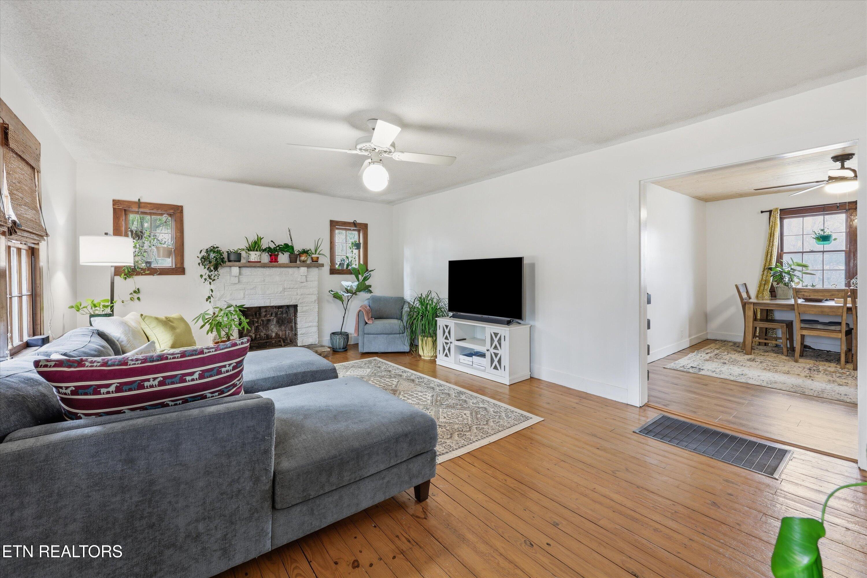6617 Cherry Drive Knoxville TN 37919