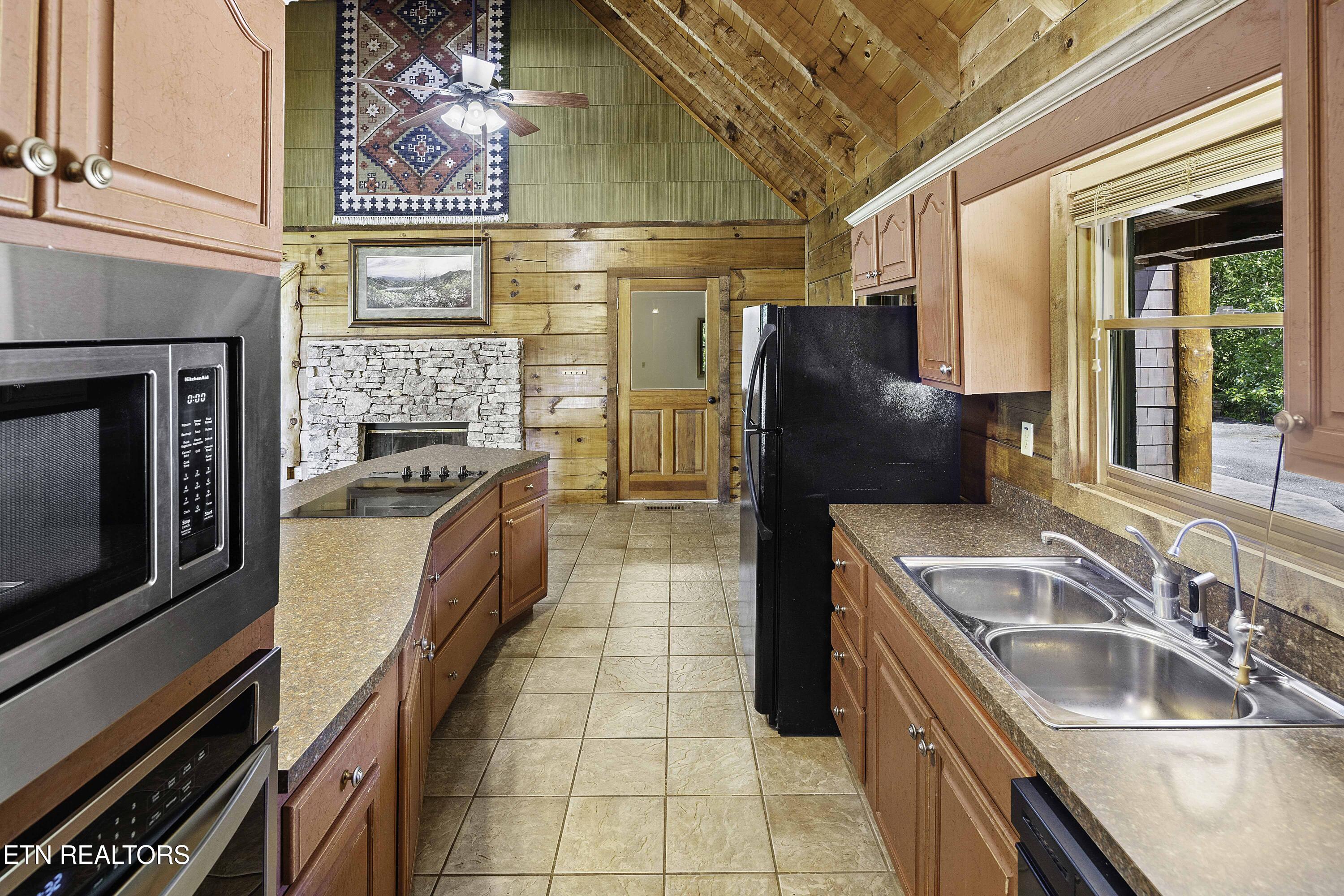 2101 Cecil Lane Sevierville TN 37876