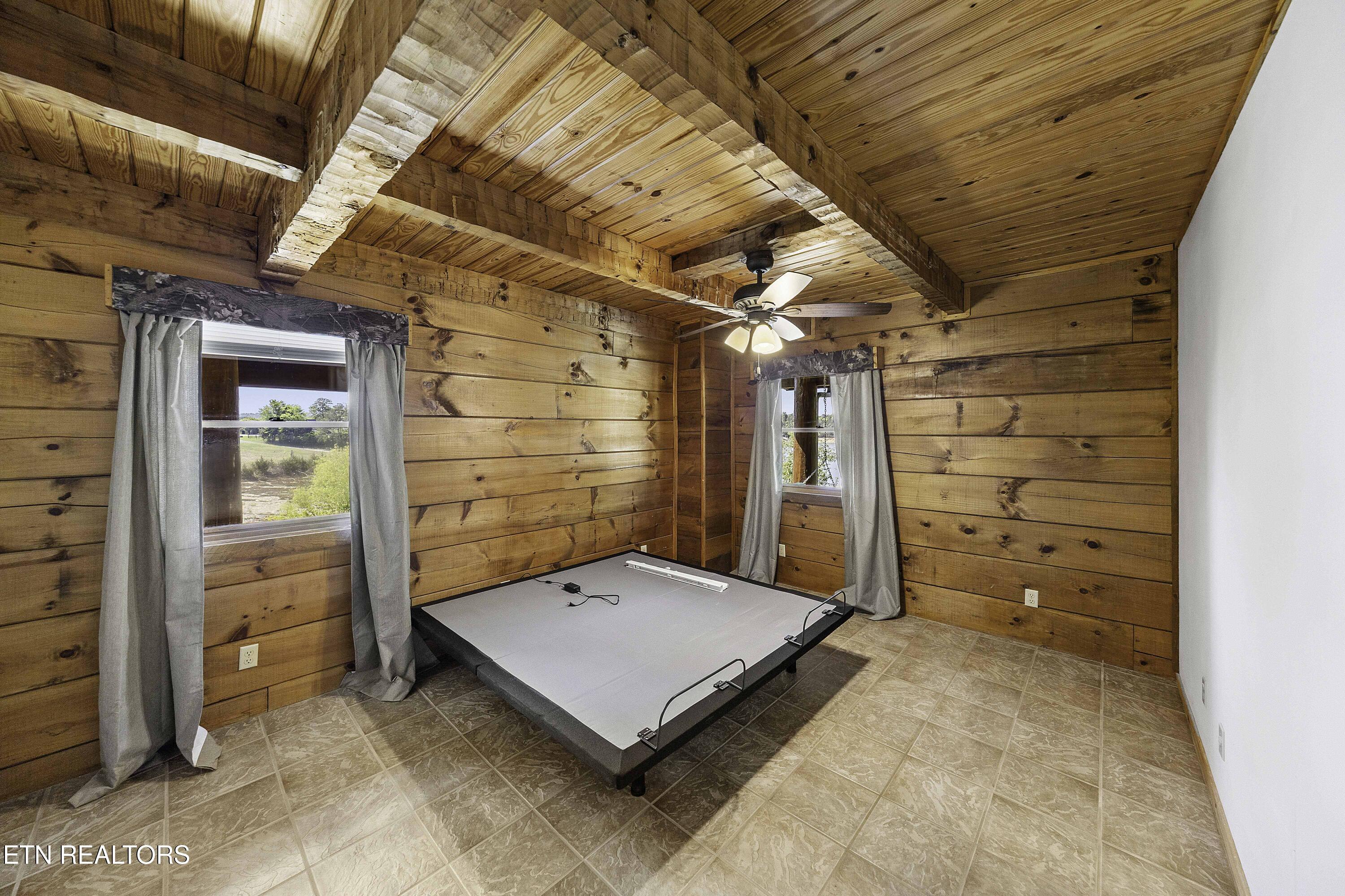 2101 Cecil Lane Sevierville TN 37876