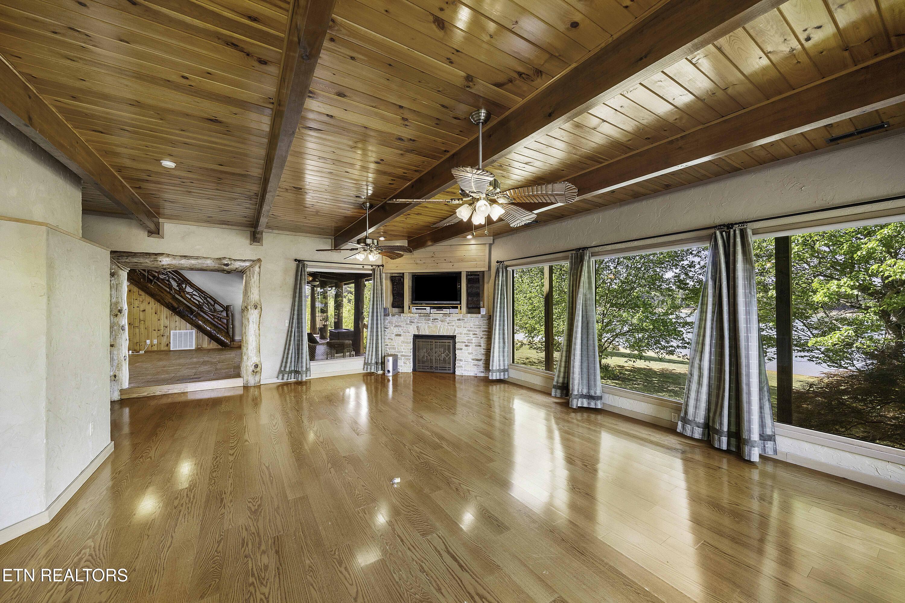 2101 Cecil Lane Sevierville TN 37876