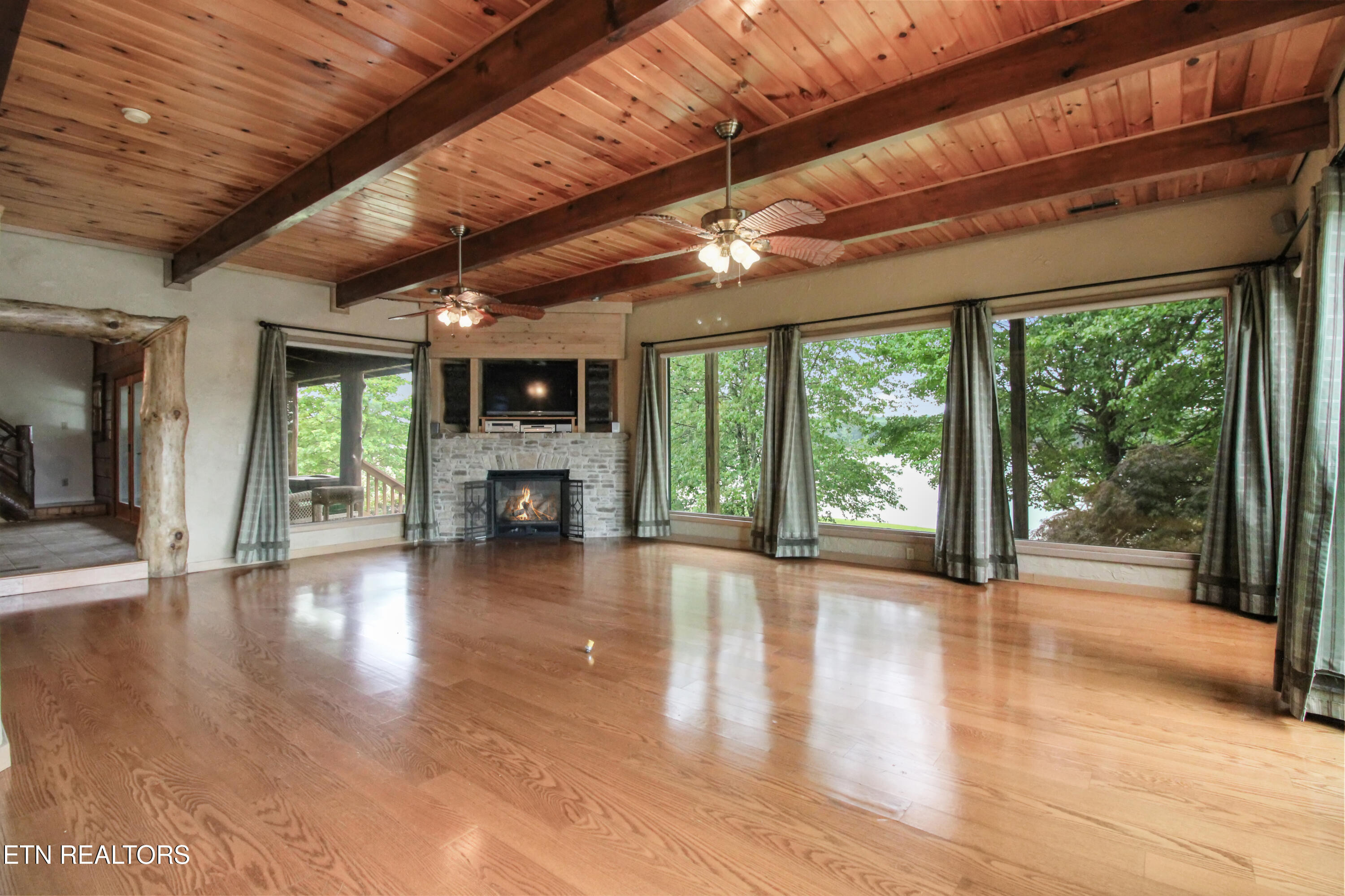 2101 Cecil Lane Sevierville TN 37876
