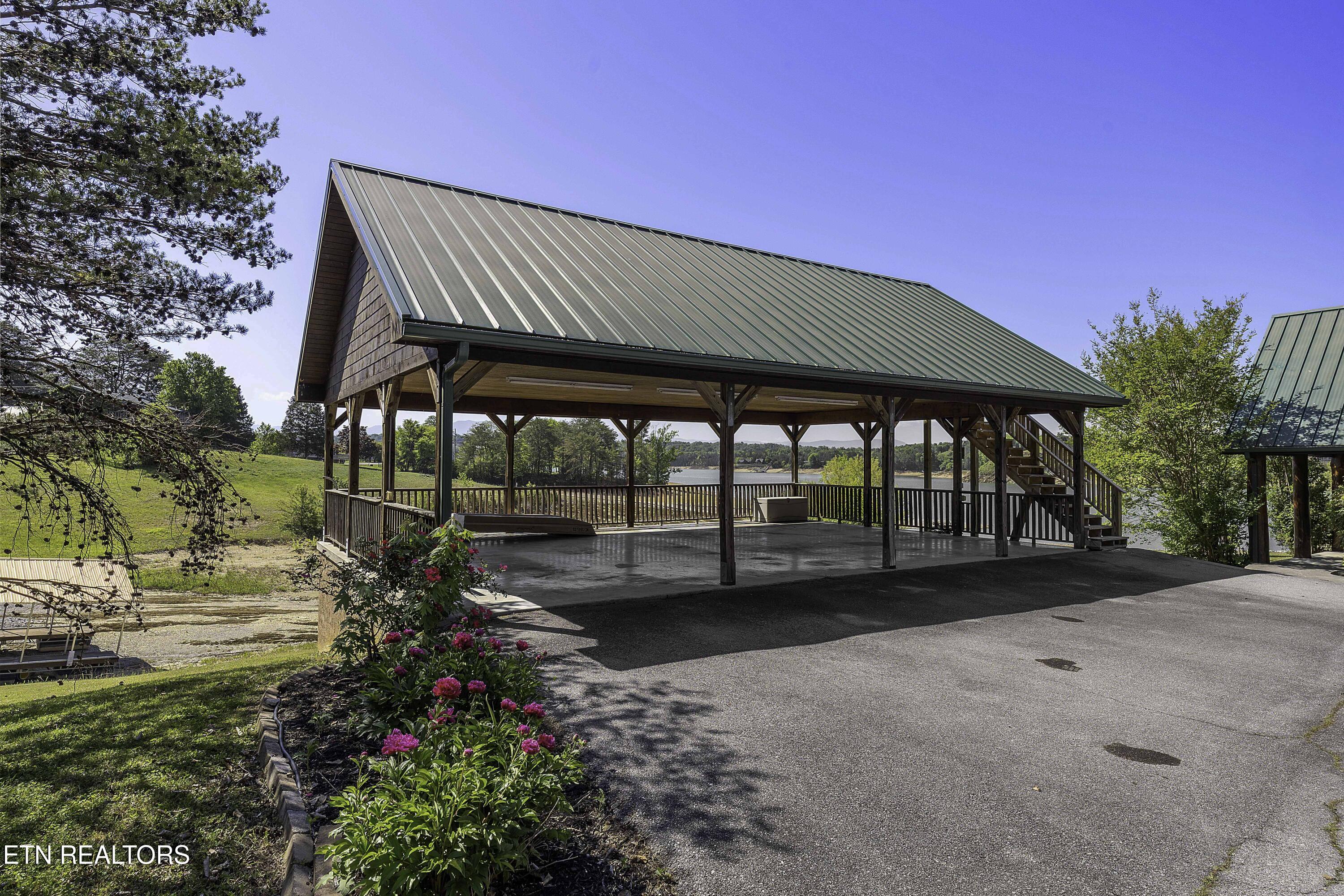 2101 Cecil Lane Sevierville TN 37876