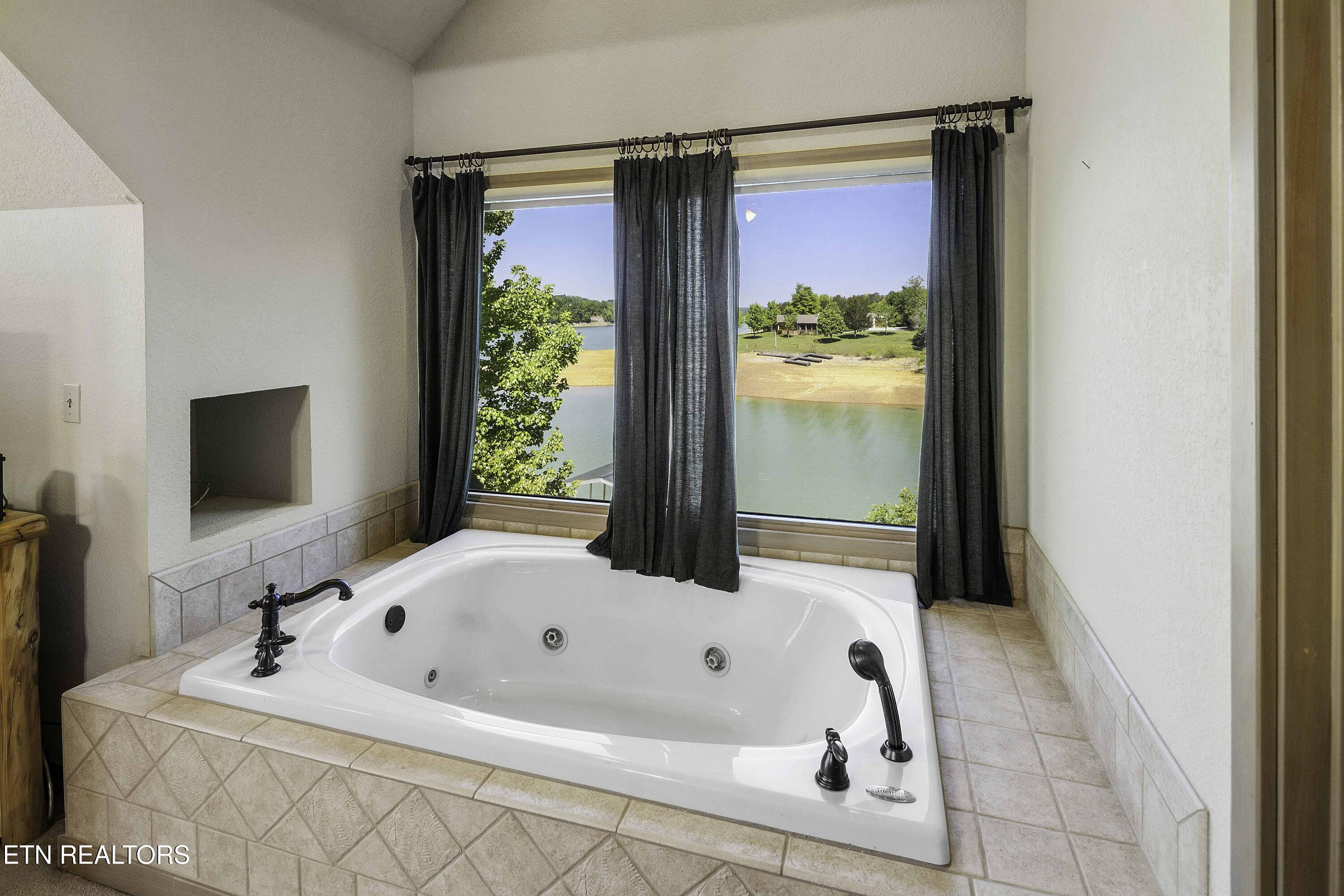 2101 Cecil Lane Sevierville TN 37876