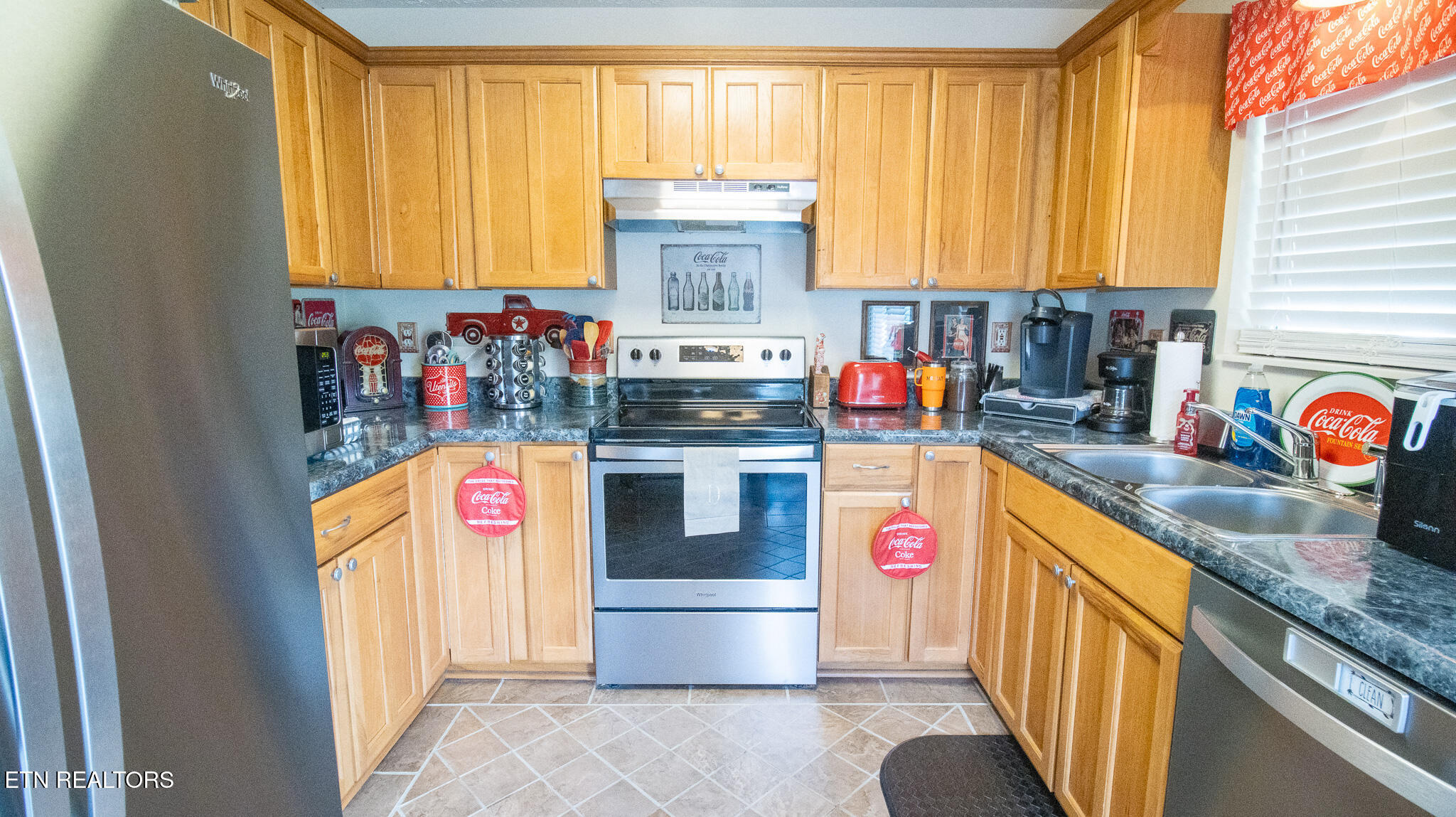 512 Oxford Road Jefferson City TN 37760