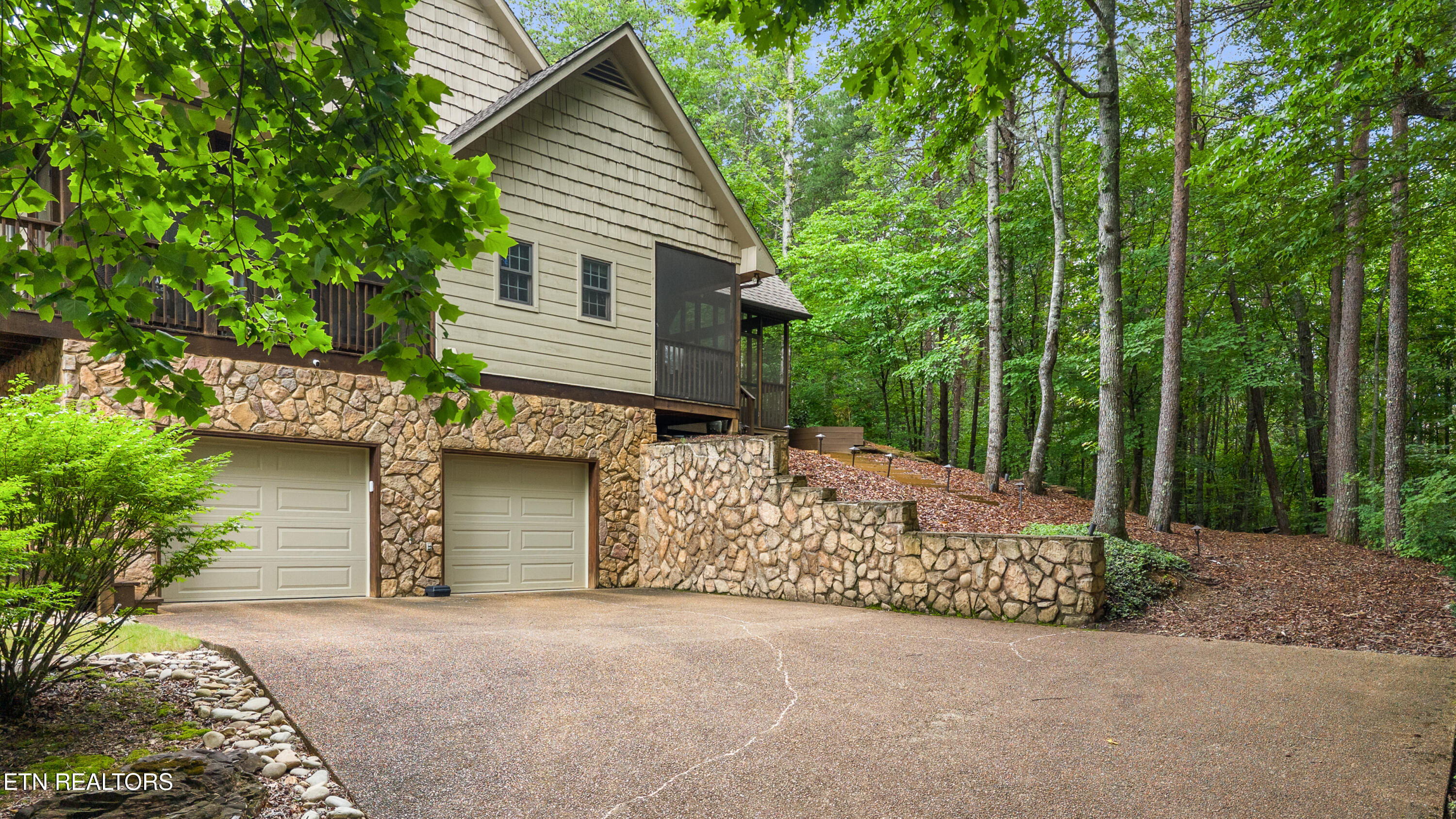736 Blue Beech Drive Maryville TN 37803