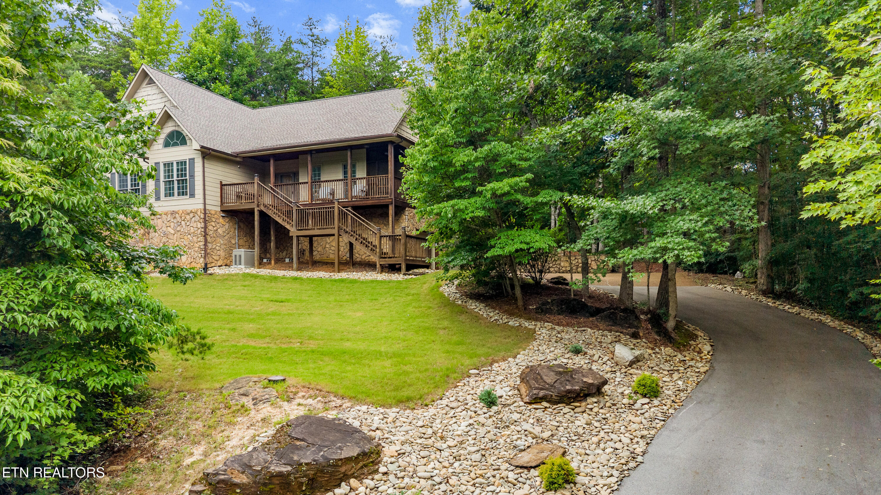 736 Blue Beech Drive Maryville TN 37803