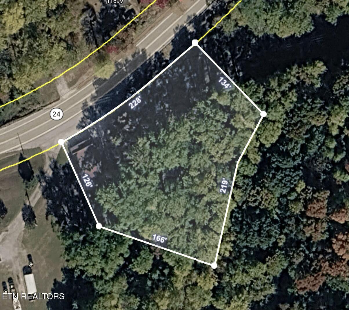 11710 Nashville Highway Baxter TN 38544