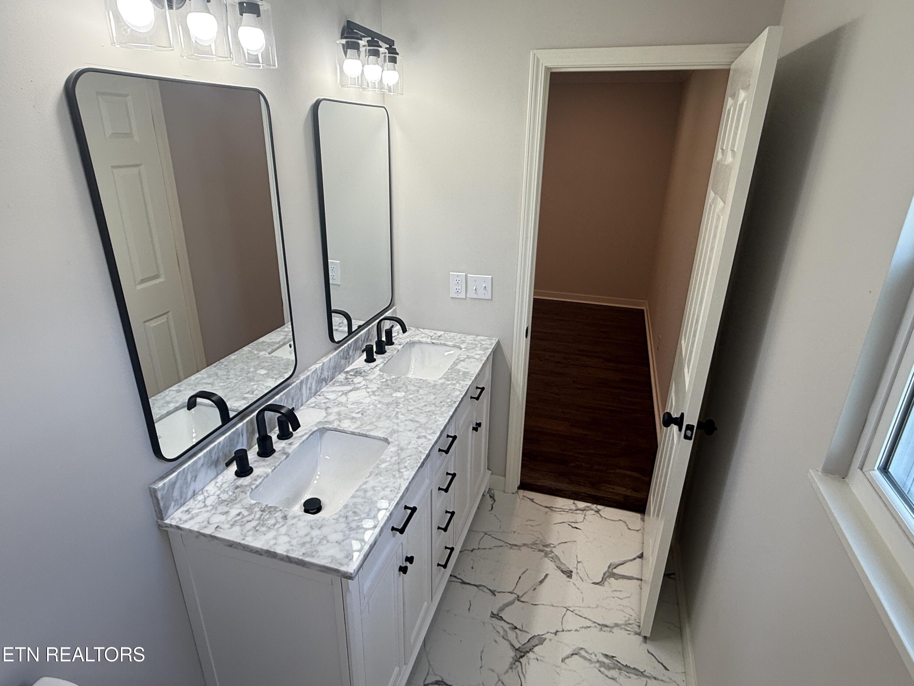 808 Eagle Den Drive Seymour TN 37865