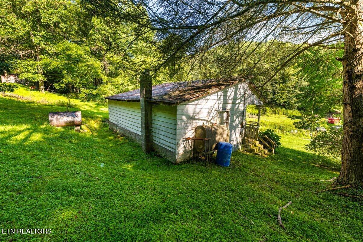 259 Walden Hollow Lane Lafollette TN 37766