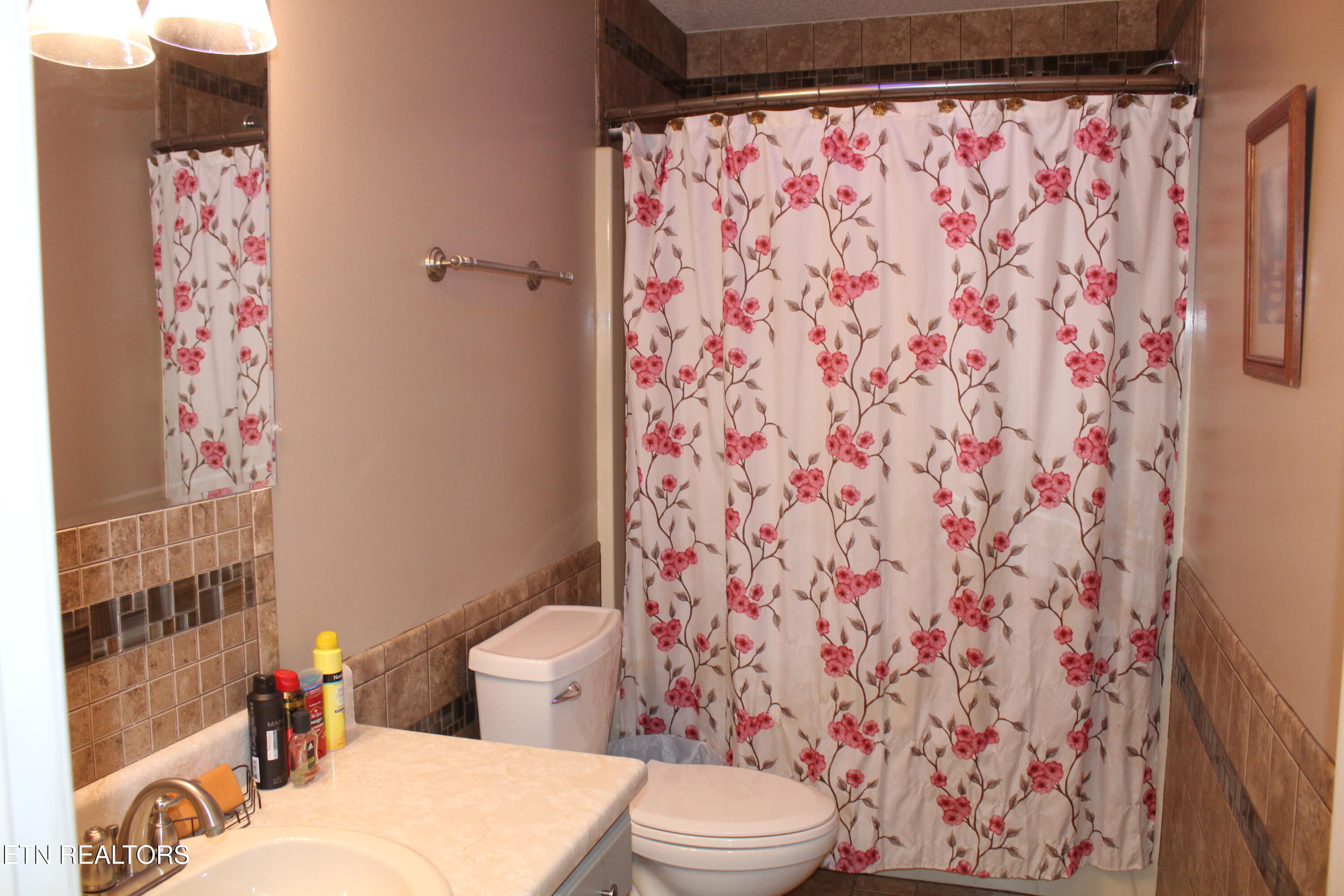 201 Hillsway Crossville TN 38555