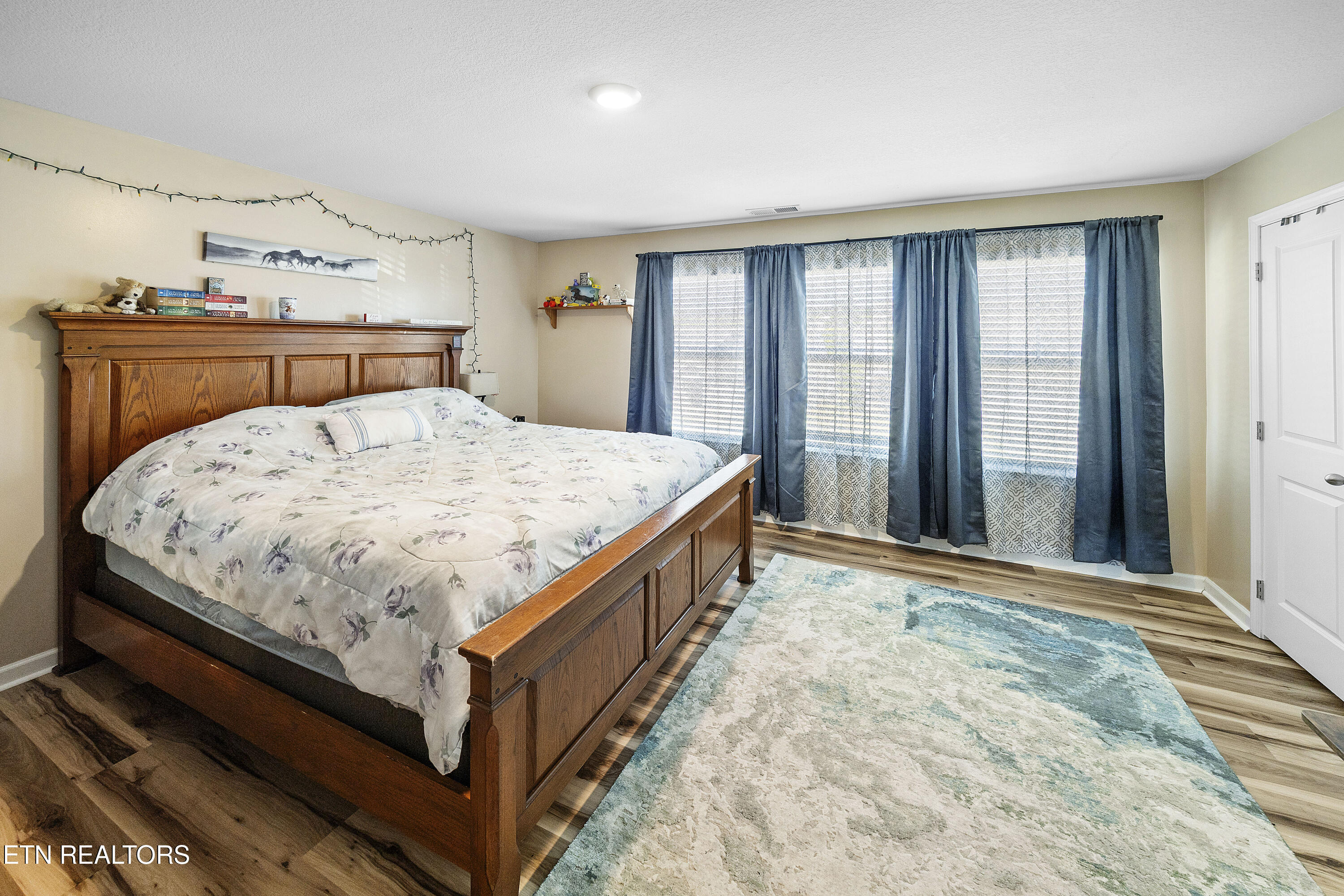 8108 Dennis Fox Lane Knoxville TN 37938
