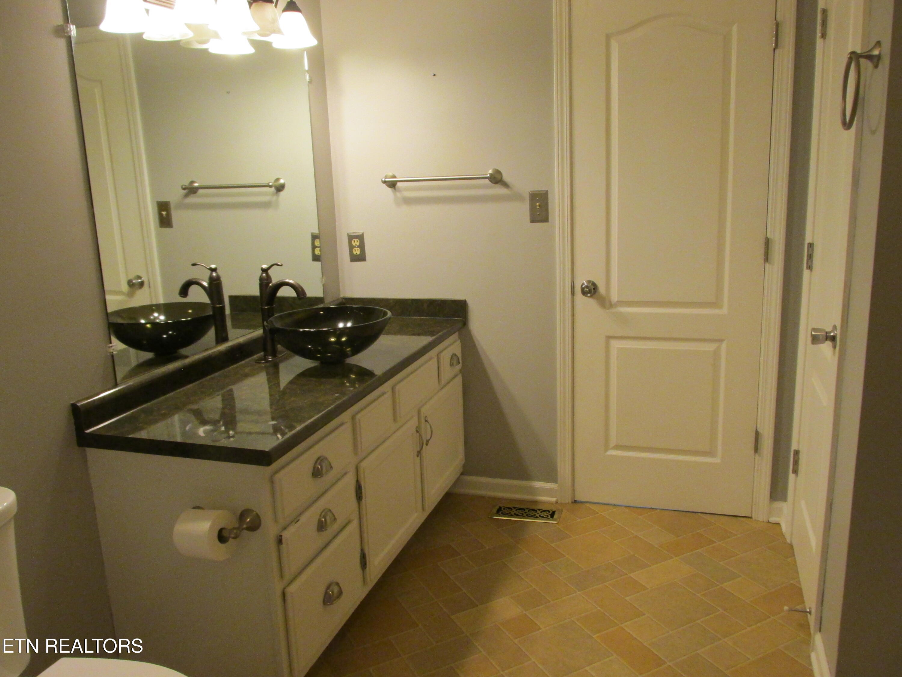 3045 Shadowbrook Drive Maryville TN 37803