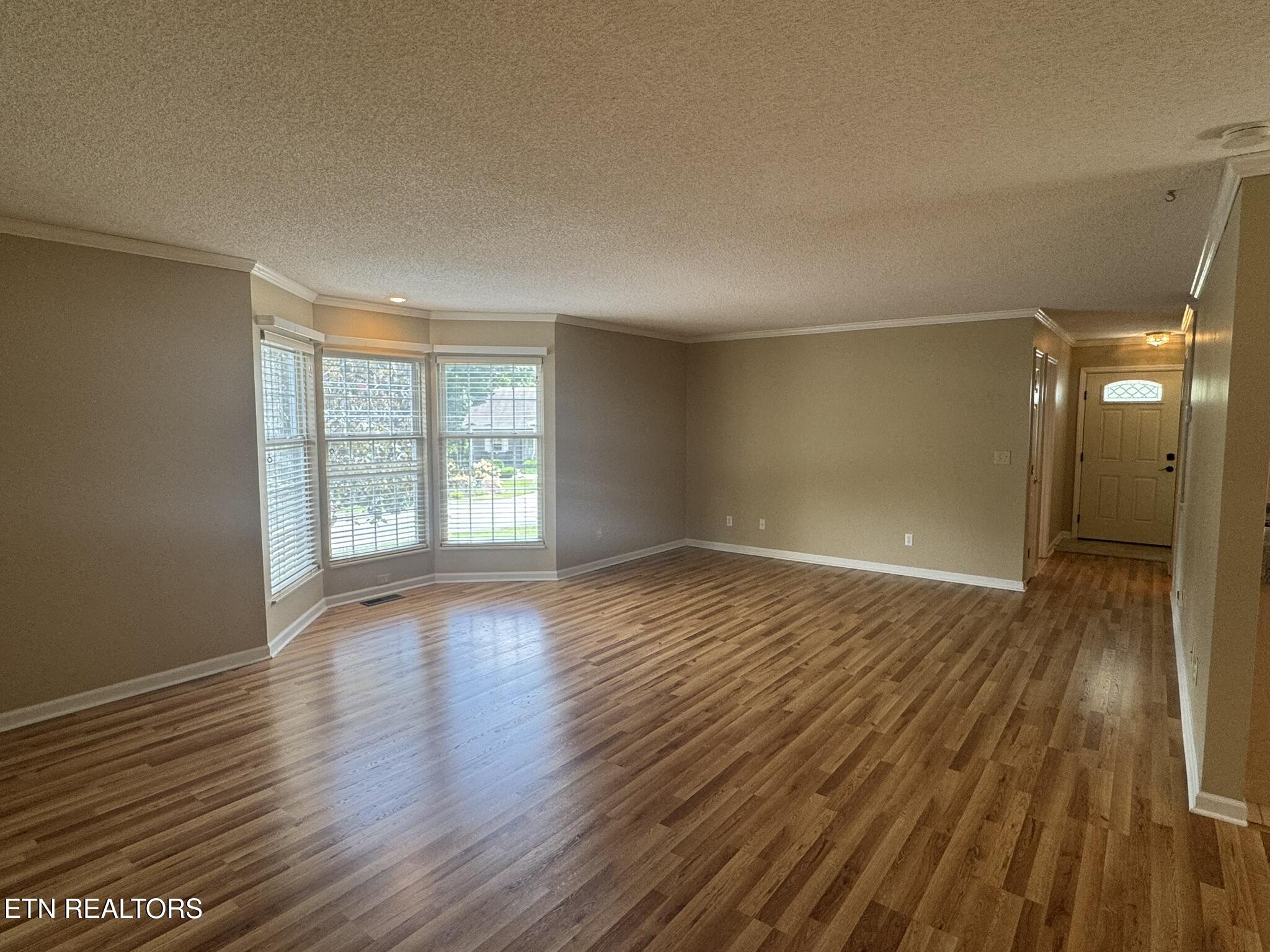 35 Hawthorn Loop Crossville TN 38555