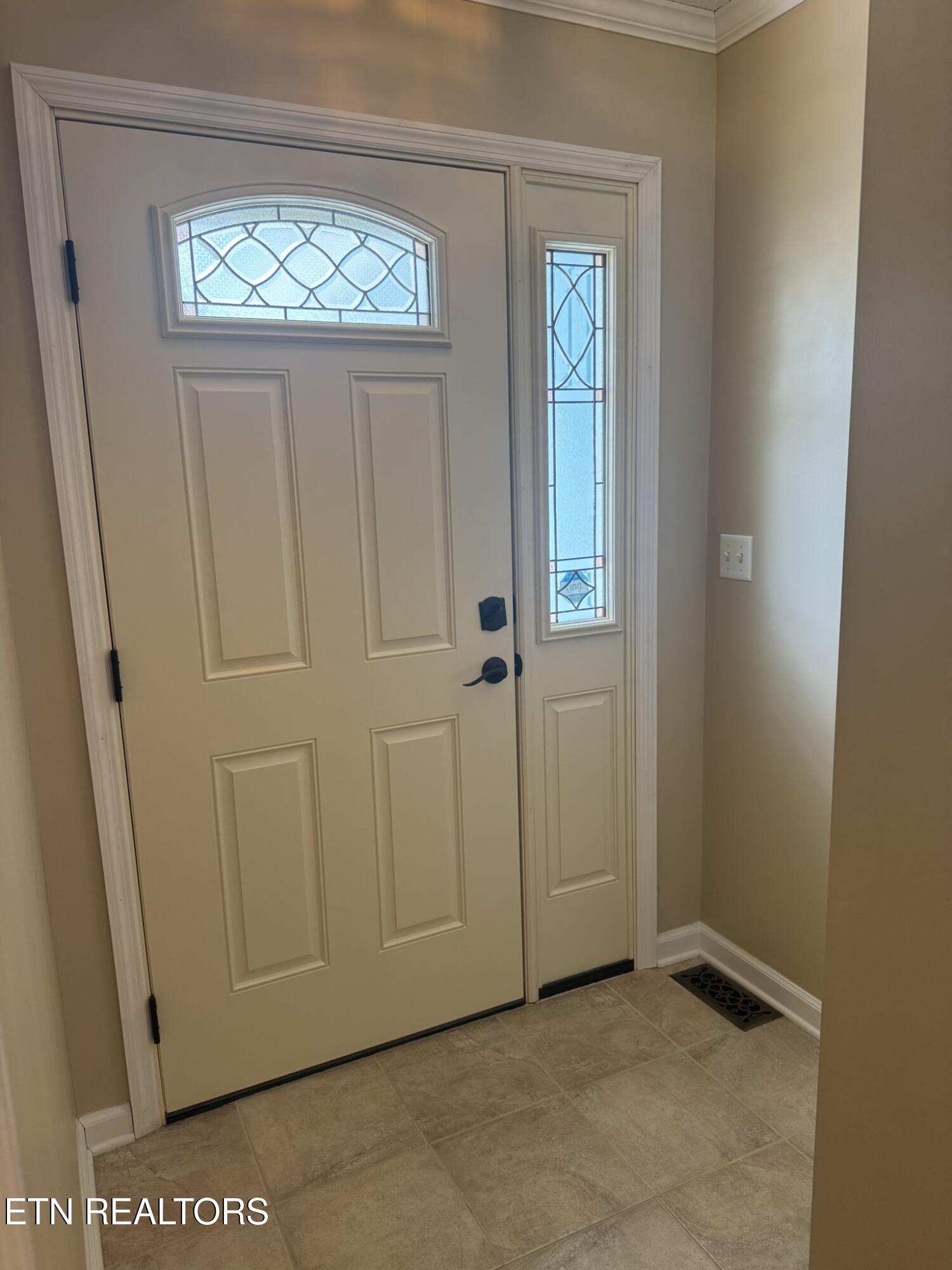 35 Hawthorn Loop Crossville TN 38555