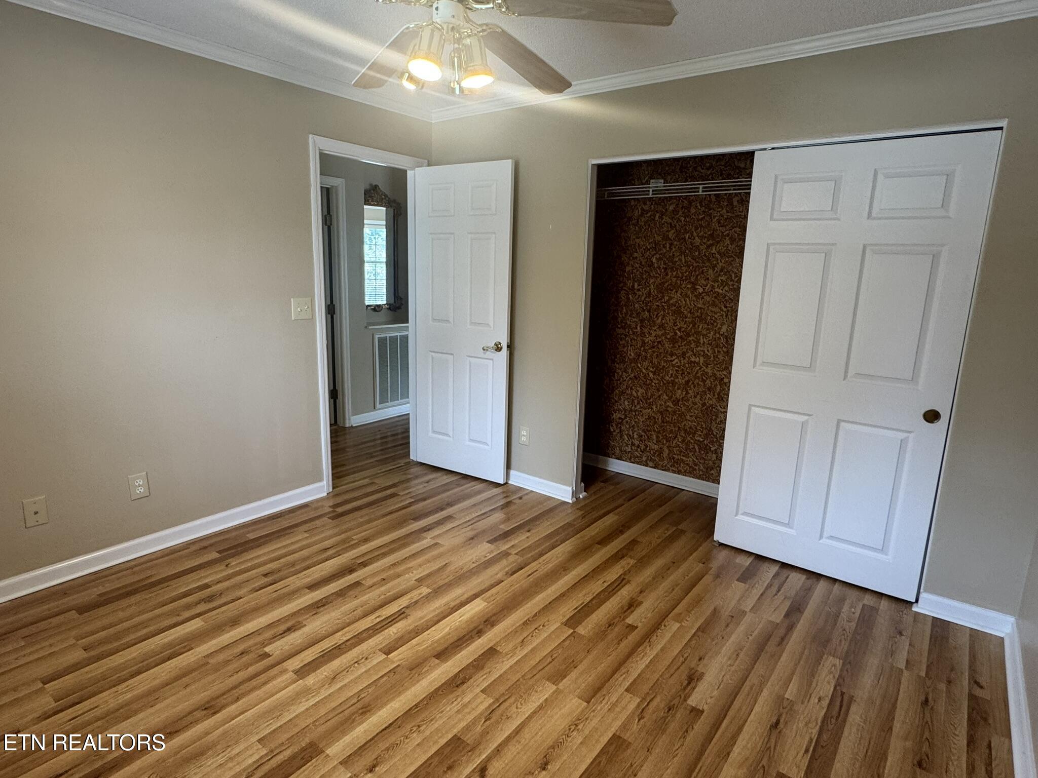 35 Hawthorn Loop Crossville TN 38555