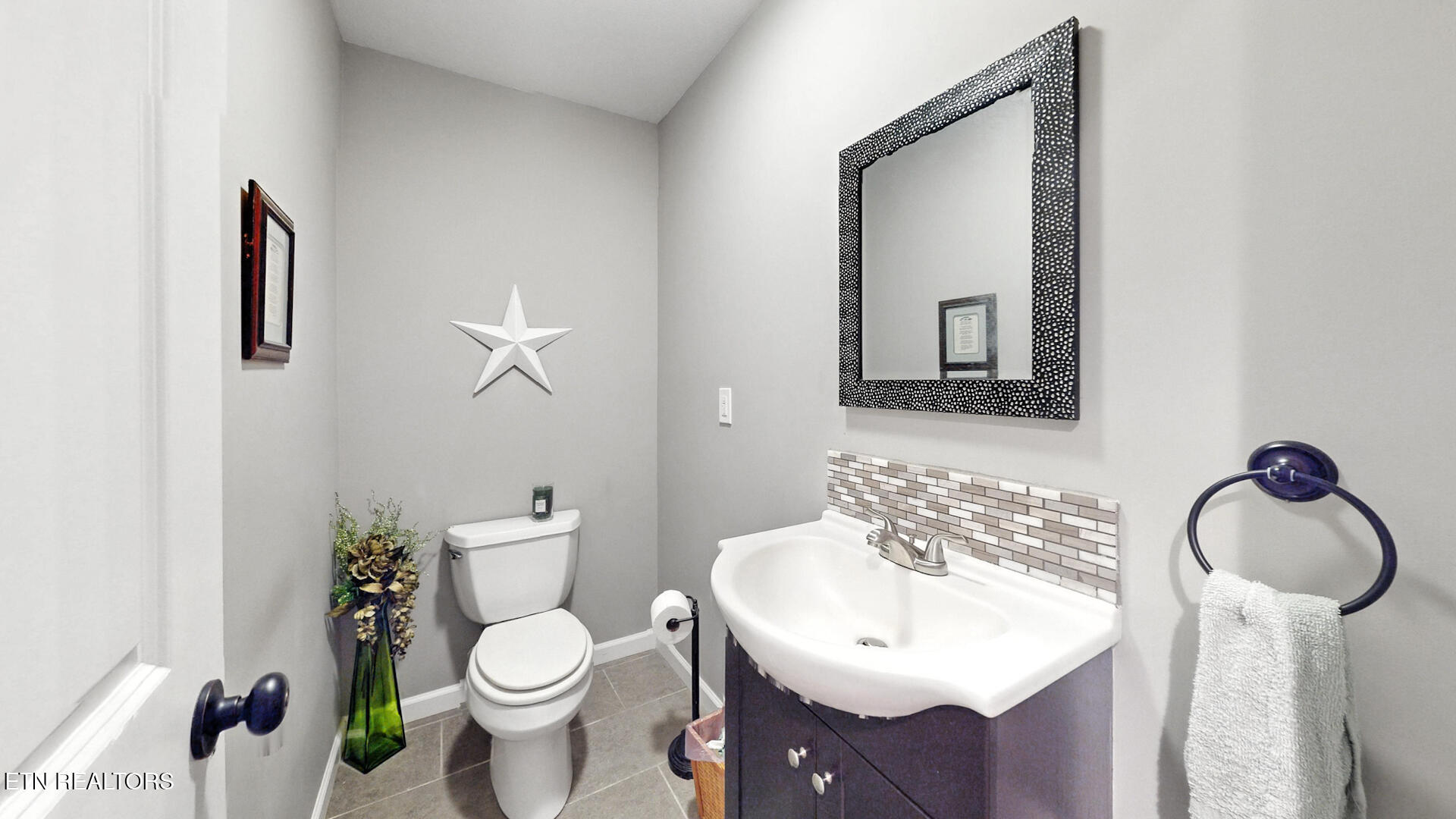 8901 Lyme Lane Knoxville TN 37923