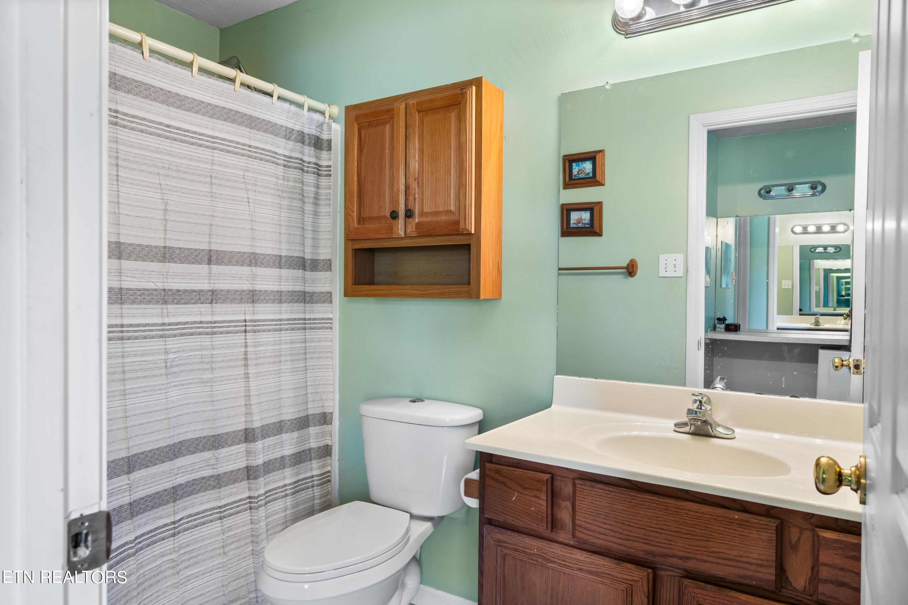 6844 Rambling Brooks Lane Knoxville TN 37918