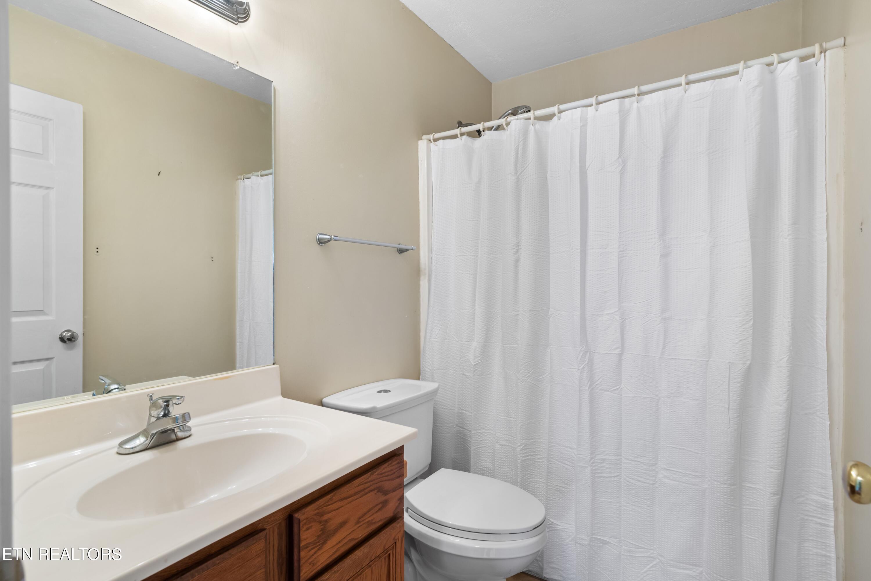 6844 Rambling Brooks Lane Knoxville TN 37918