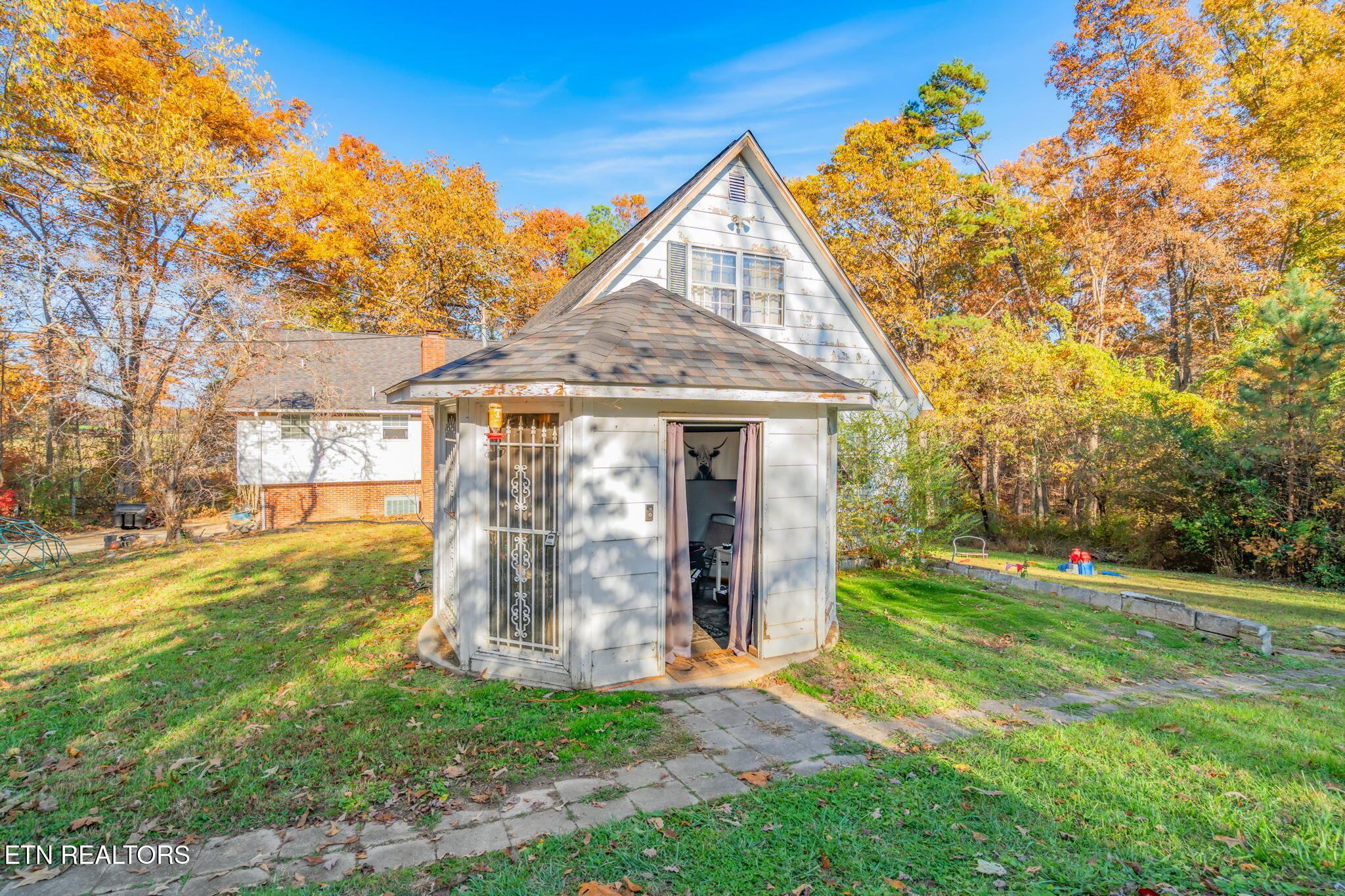 3607 Airport Road Rockwood TN 37854