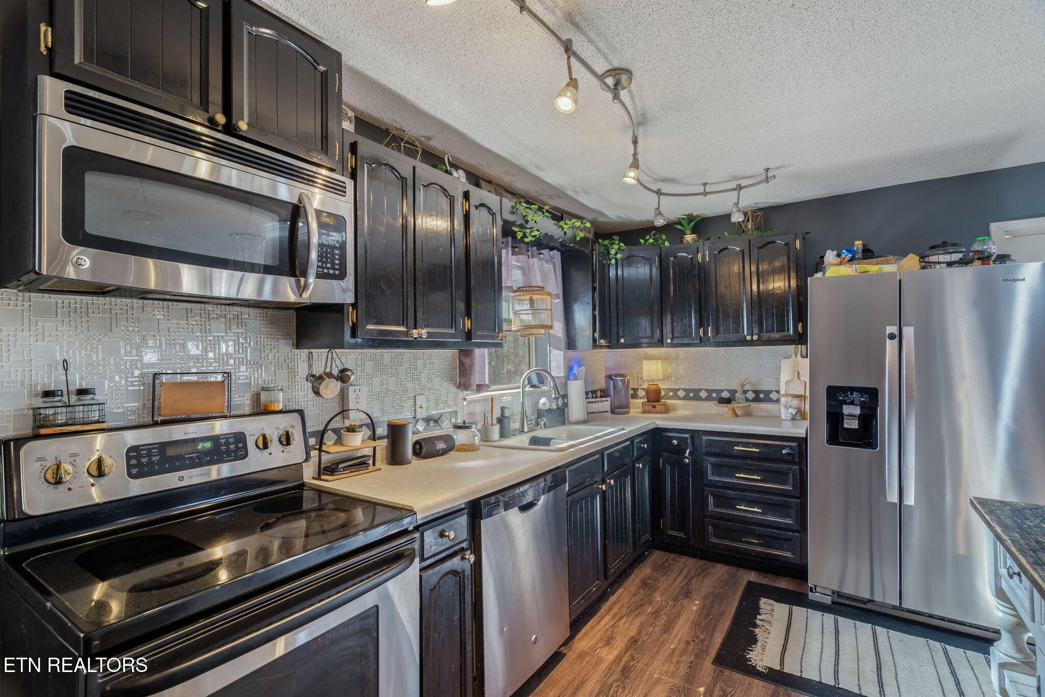 3607 Airport Road Rockwood TN 37854