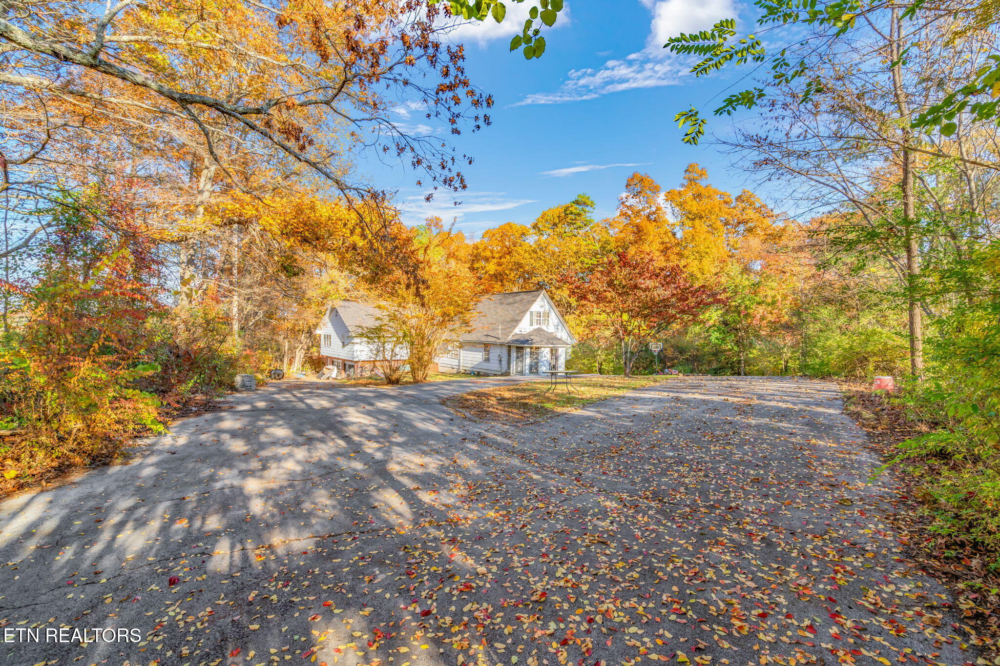 3607 Airport Road Rockwood TN 37854