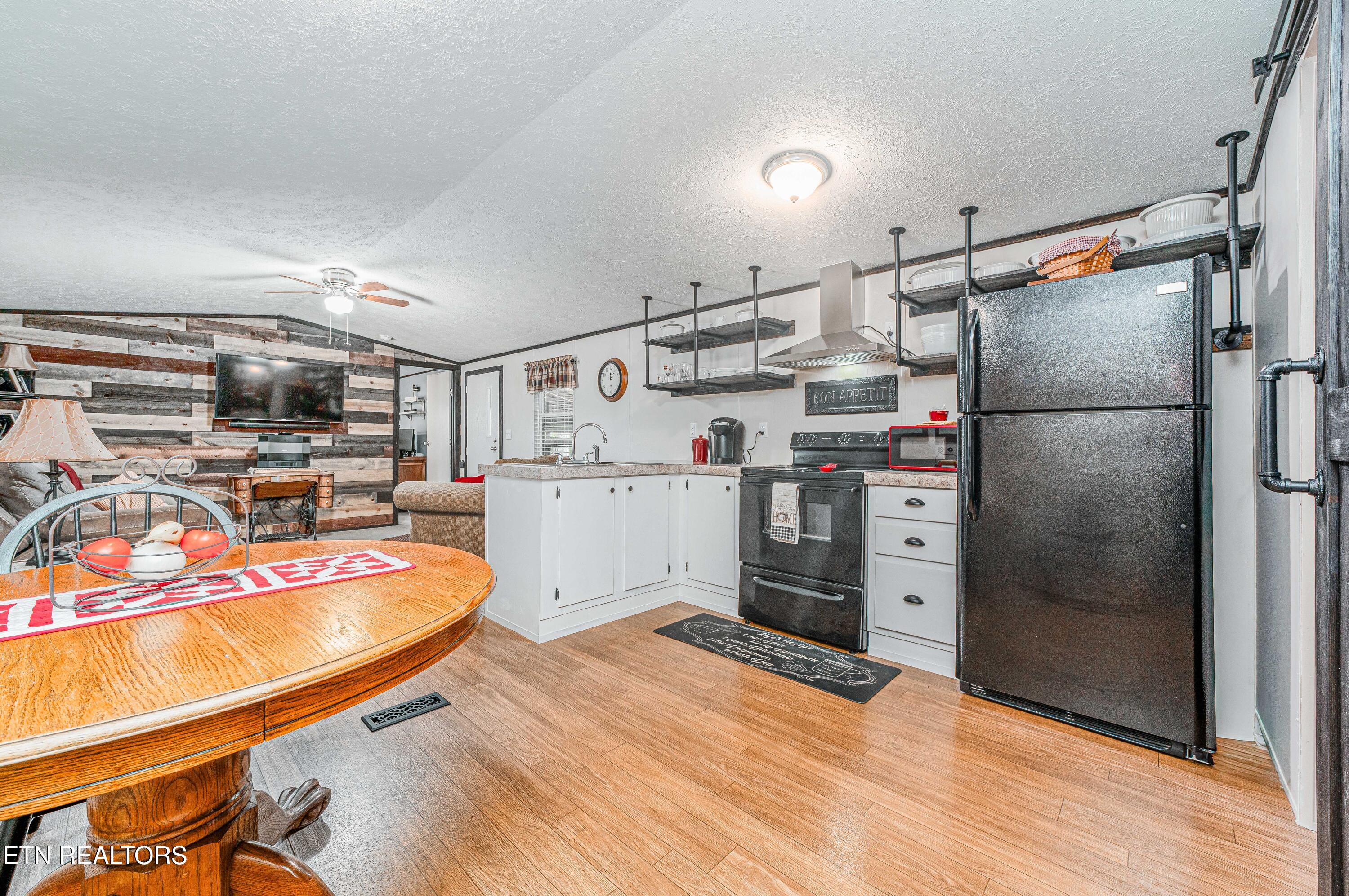 129 Smith Road Maryville TN 37803