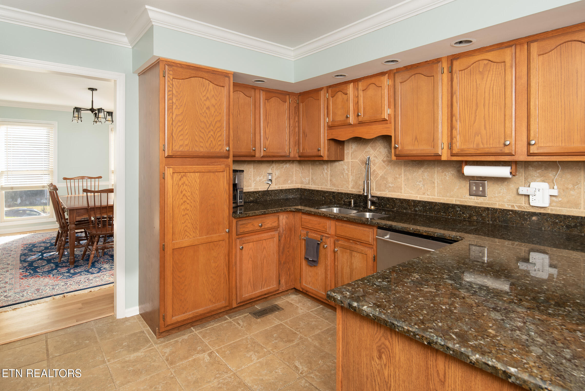 8705 Raindrop Road Knoxville TN 37923