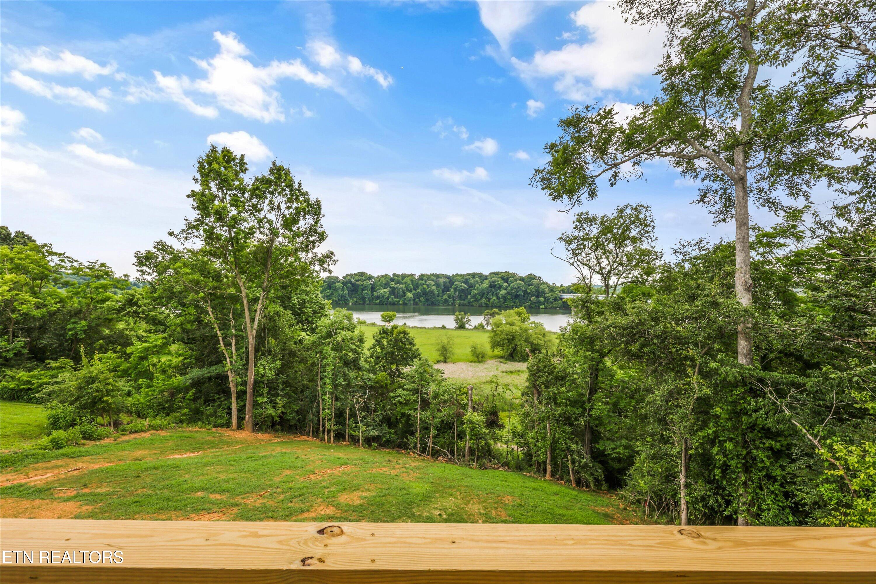 456 Fore Drive Loudon TN 37774