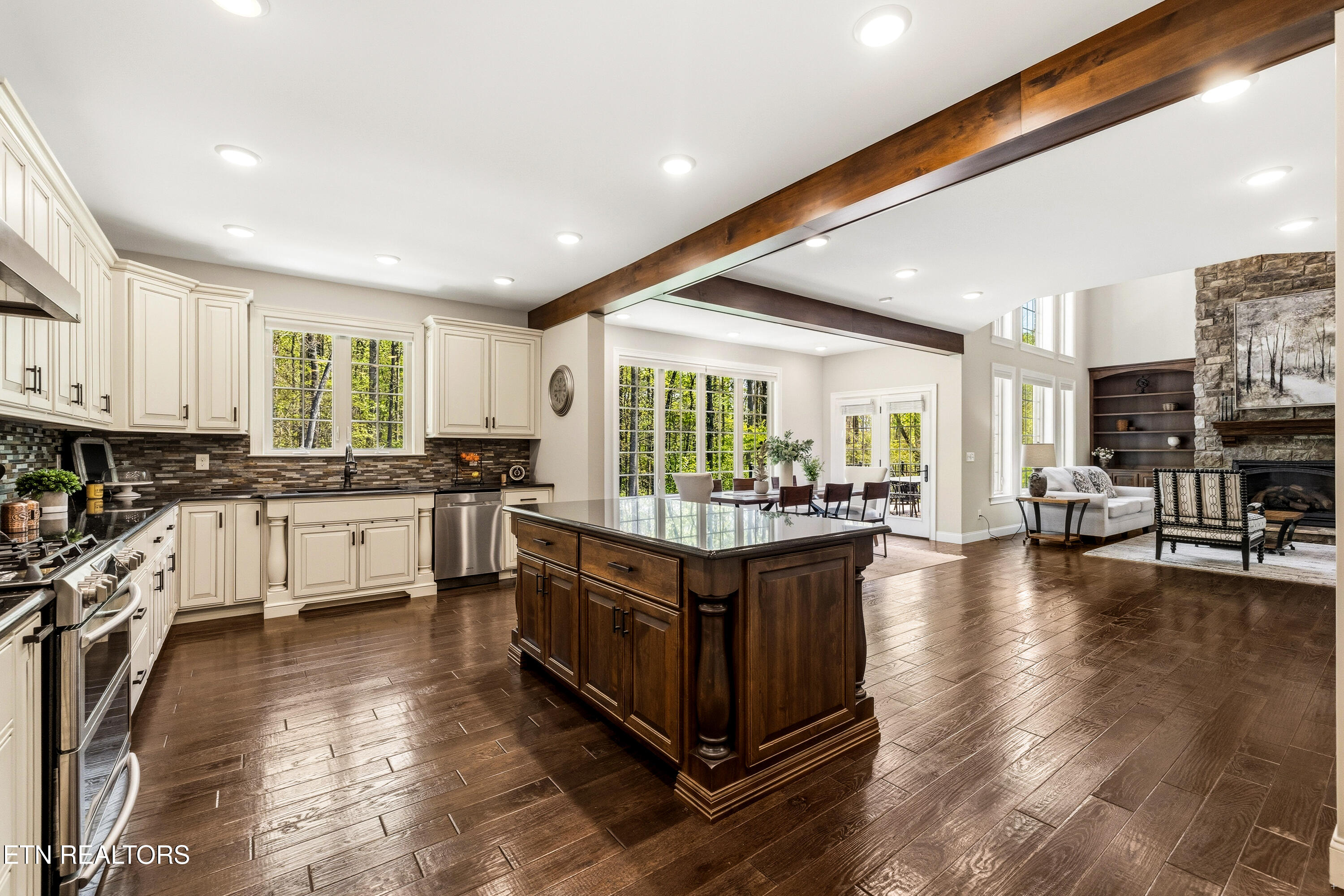 134 Mockingbird Hill Lane Powell TN 37849