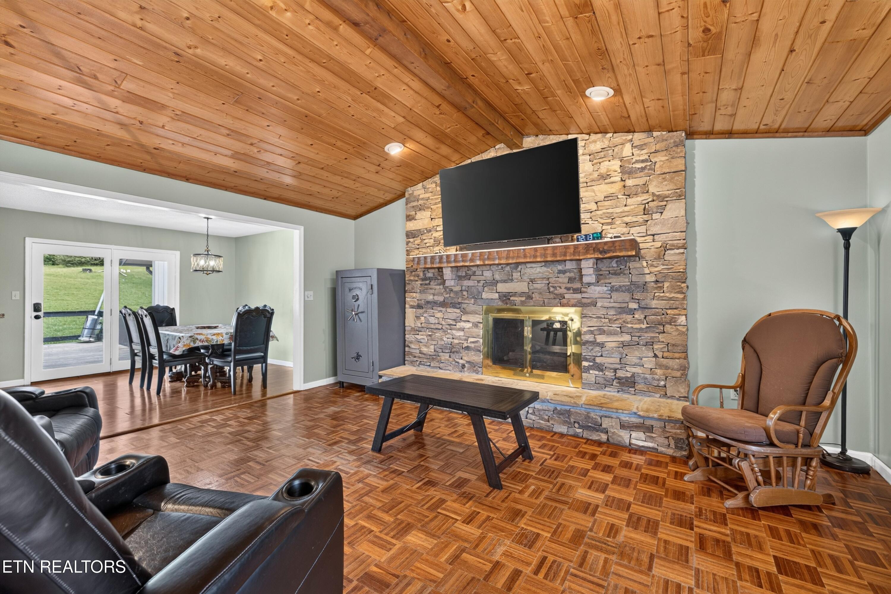 383 Cate Byrd Road Kodak TN 37764