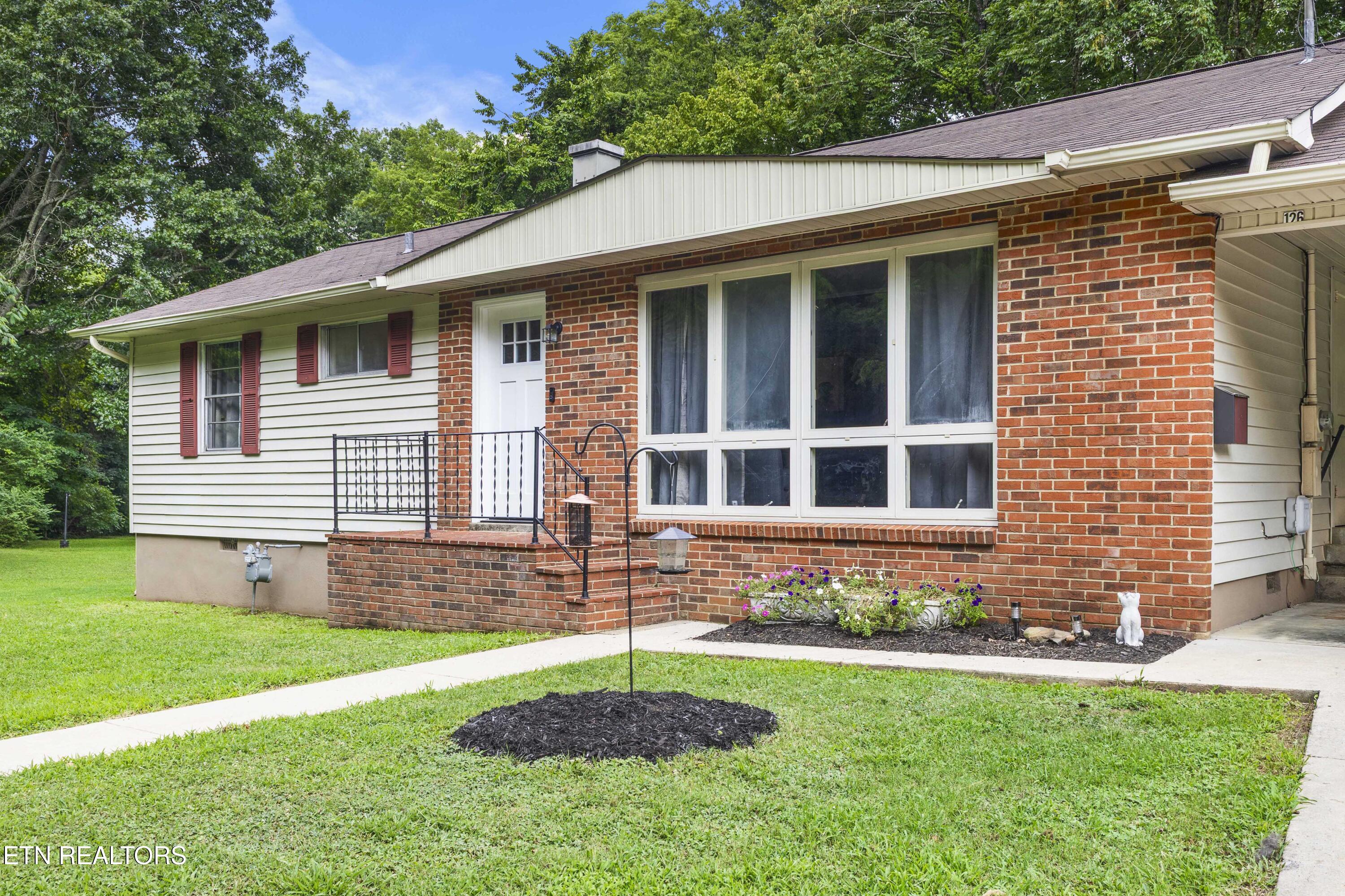 126 Atlanta Oak Ridge TN 37830