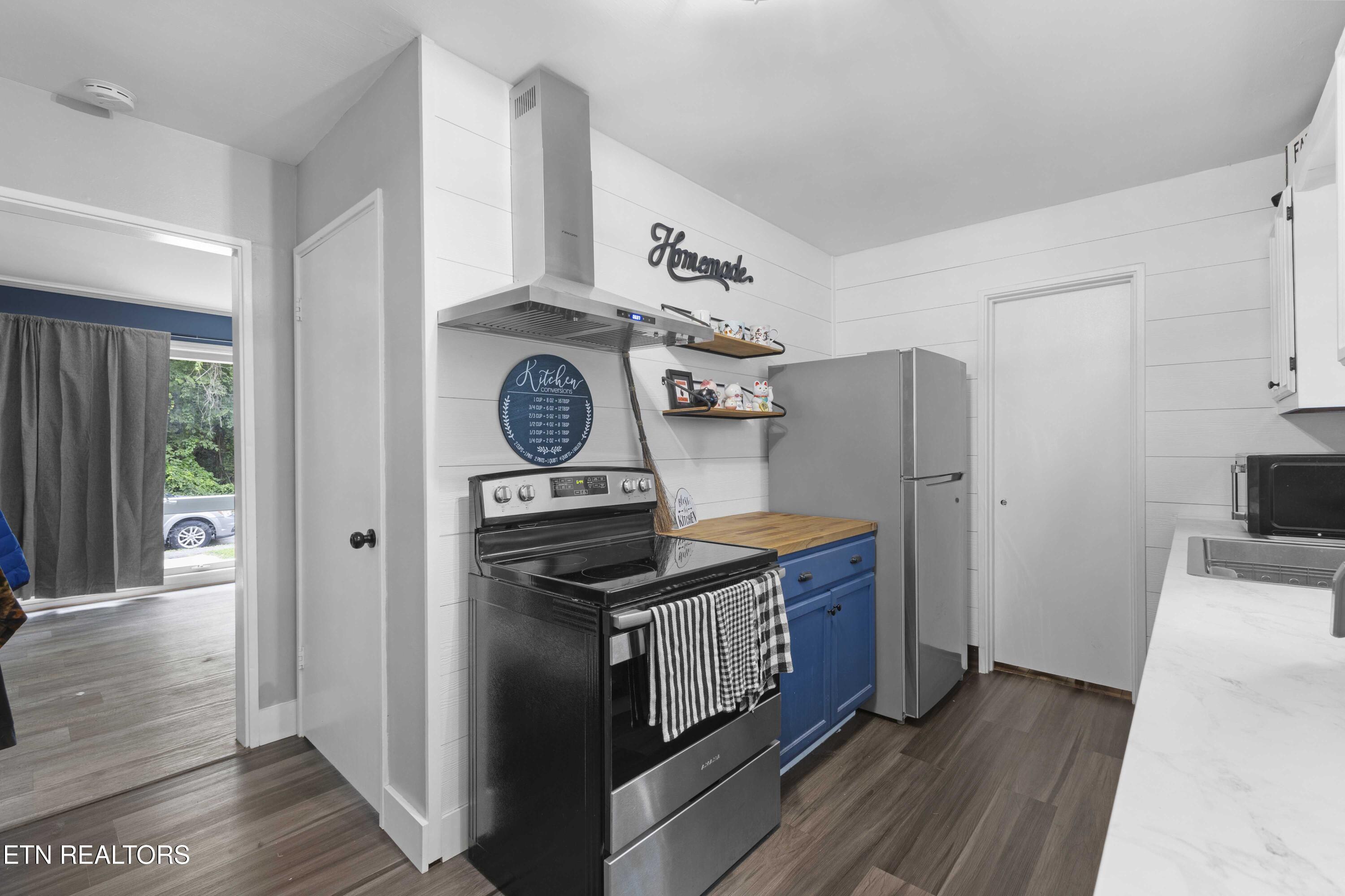 126 Atlanta Oak Ridge TN 37830