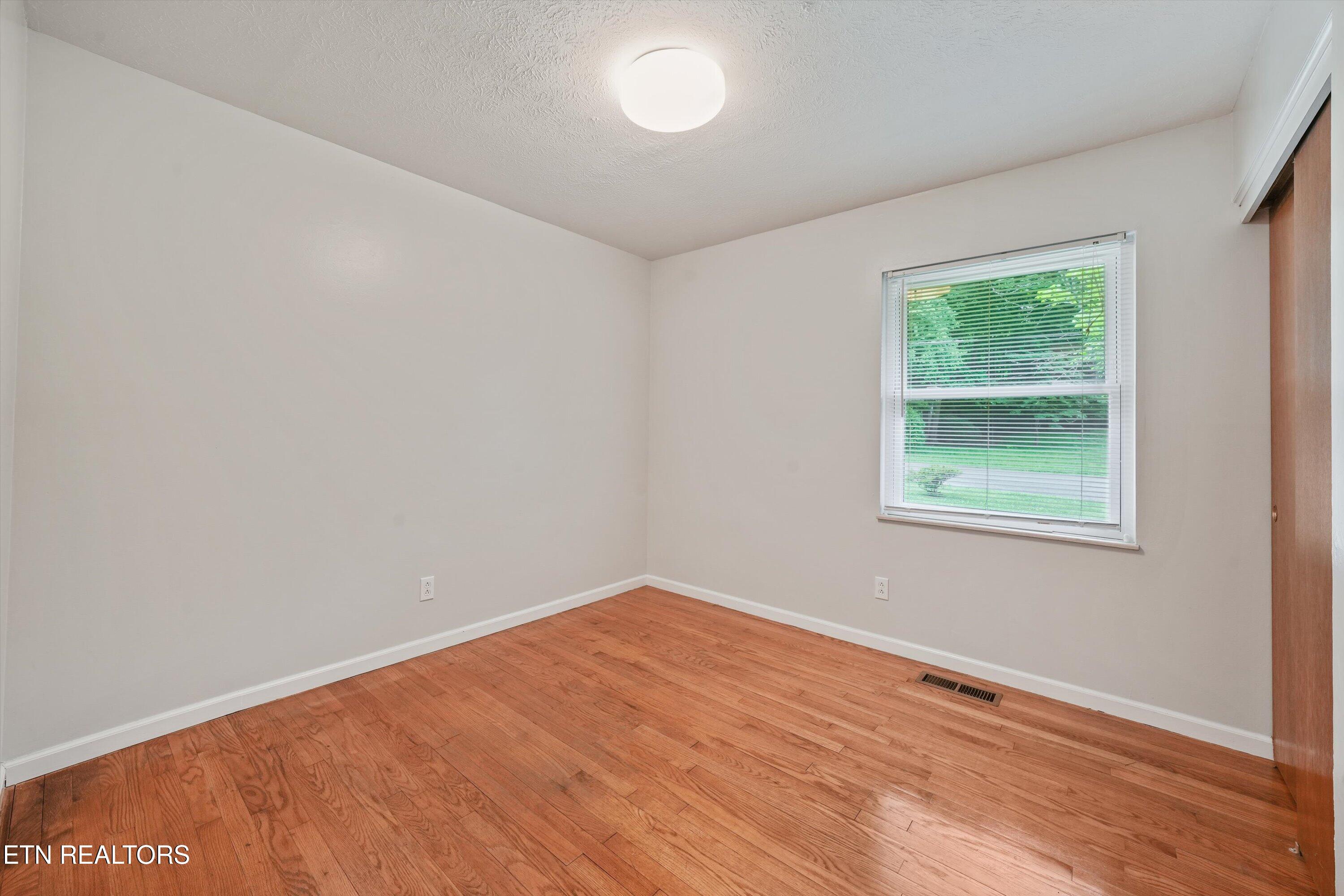 453 Oliver Drive Oliver Springs TN 37840