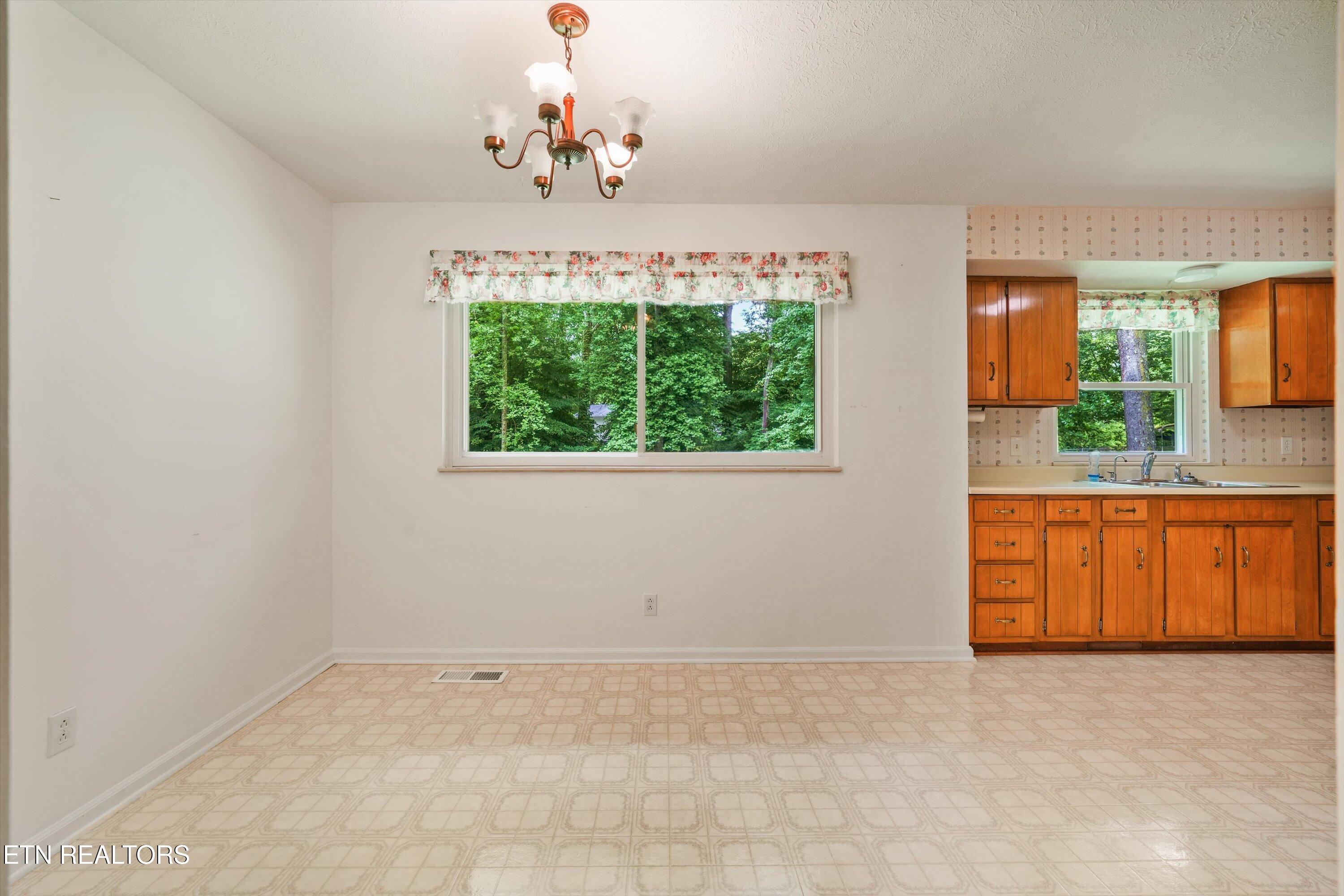 453 Oliver Drive Oliver Springs TN 37840
